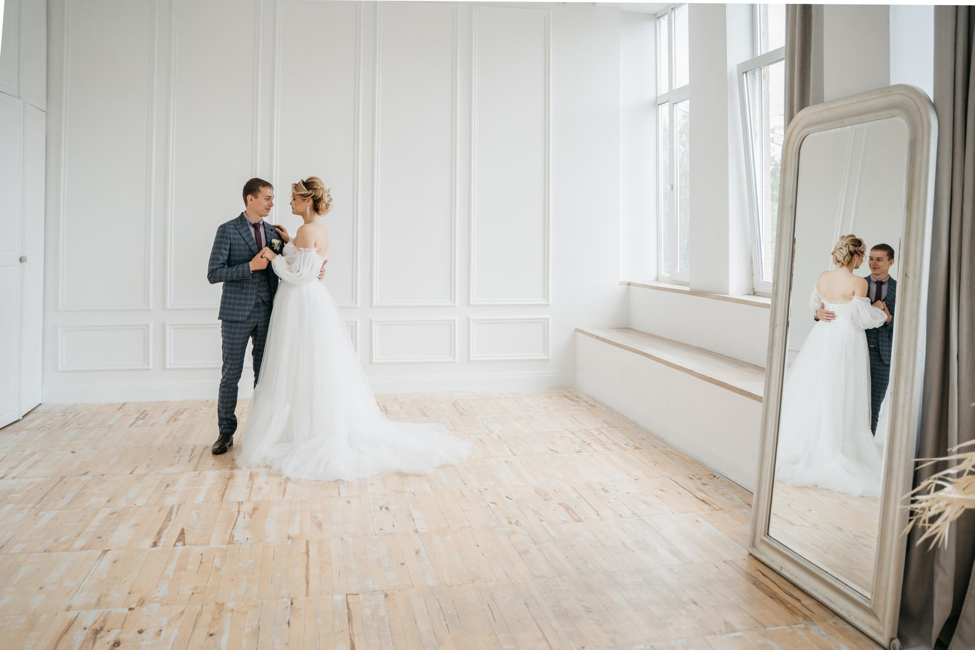 Свадебная фотосессия в парке Харитоновых, свадебная фотосессия в парке, на природе. Красивая пара, помогу запечатлеть ваше свадебное событие. Фотограф Татьяна Мамонтова