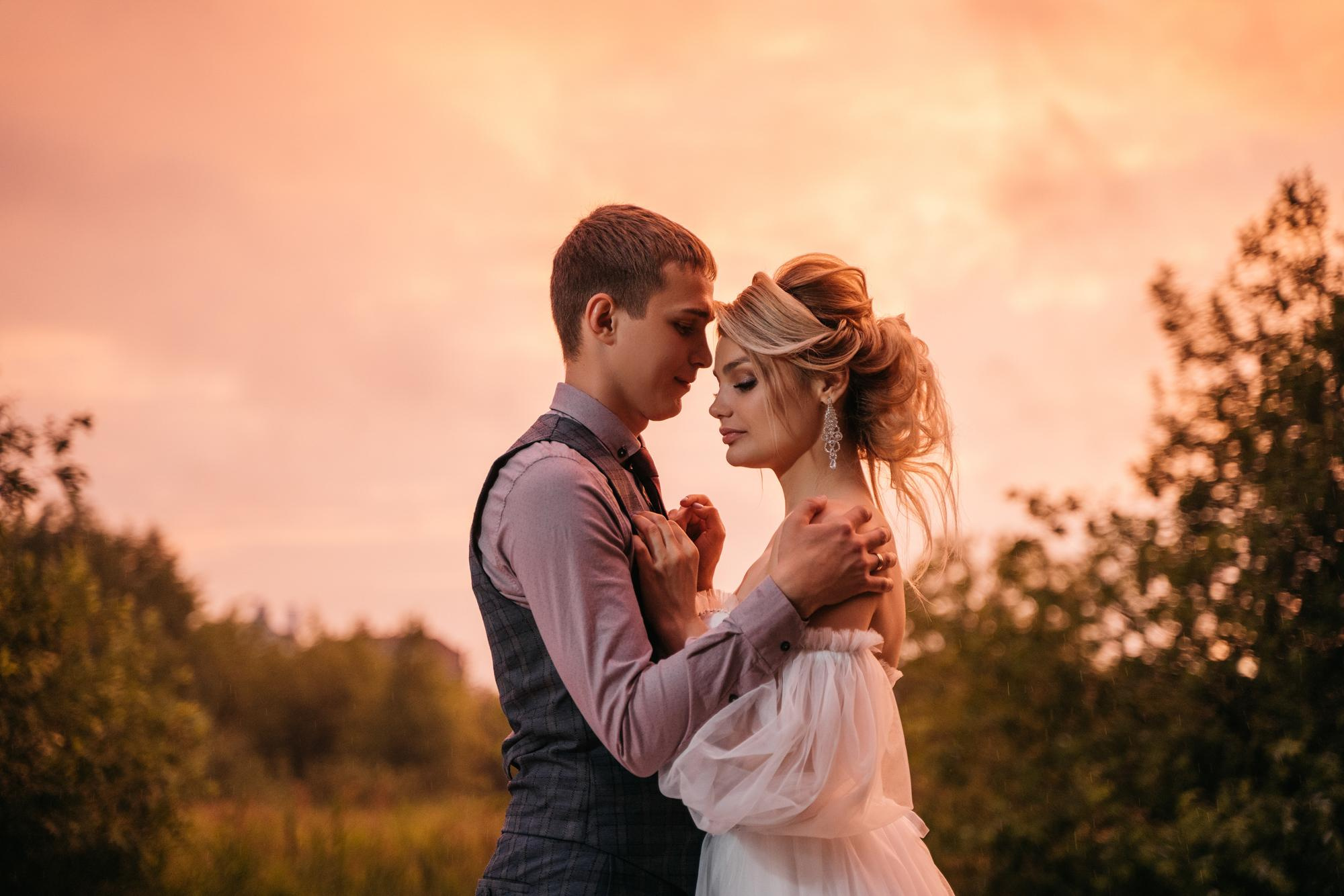 Свадебная фотосессия в парке Харитоновых, свадебная фотосессия в парке, на природе. Красивая пара, помогу запечатлеть ваше свадебное событие. Фотограф Татьяна Мамонтова