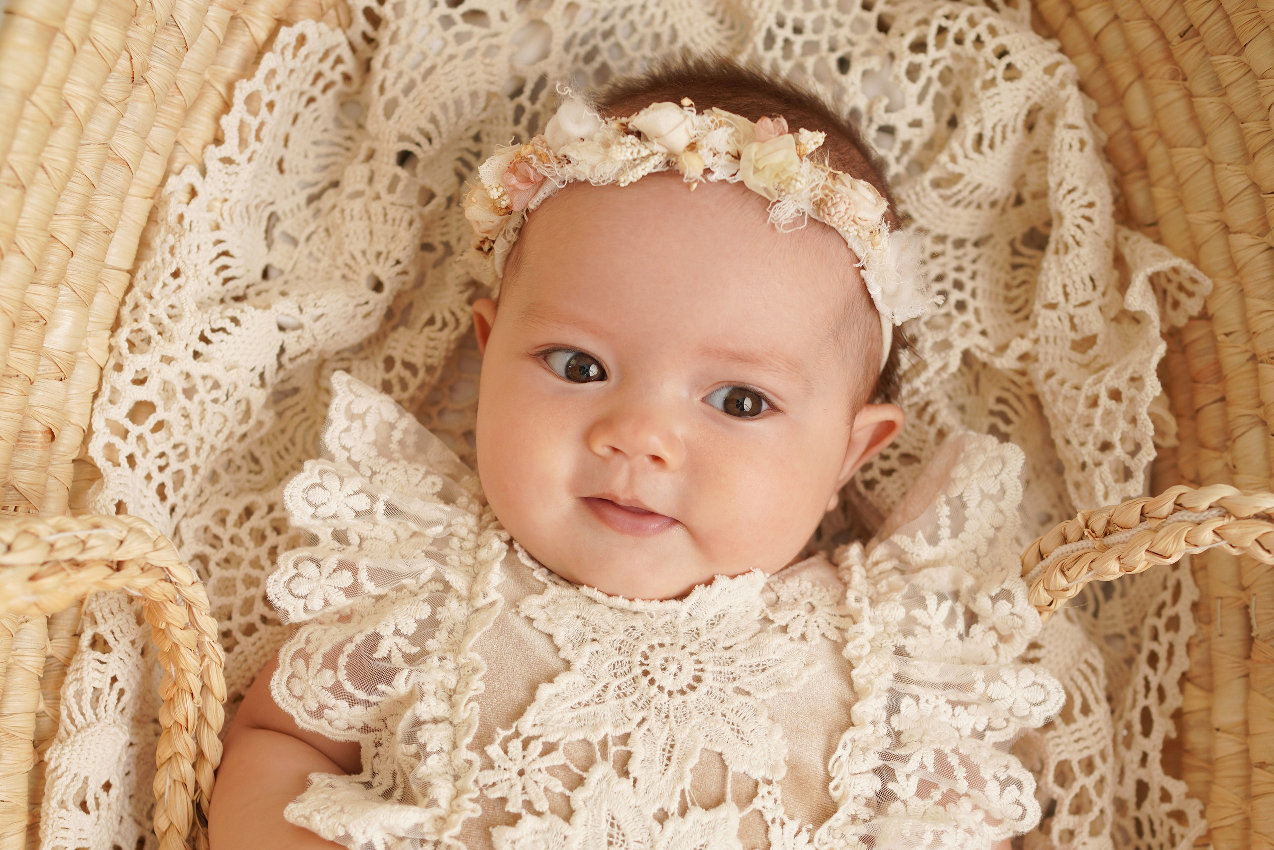 Фотосессия 6 месяцев малышке. Детский фотограф и фотограф новорожденных в Калининград Оксана Иваний