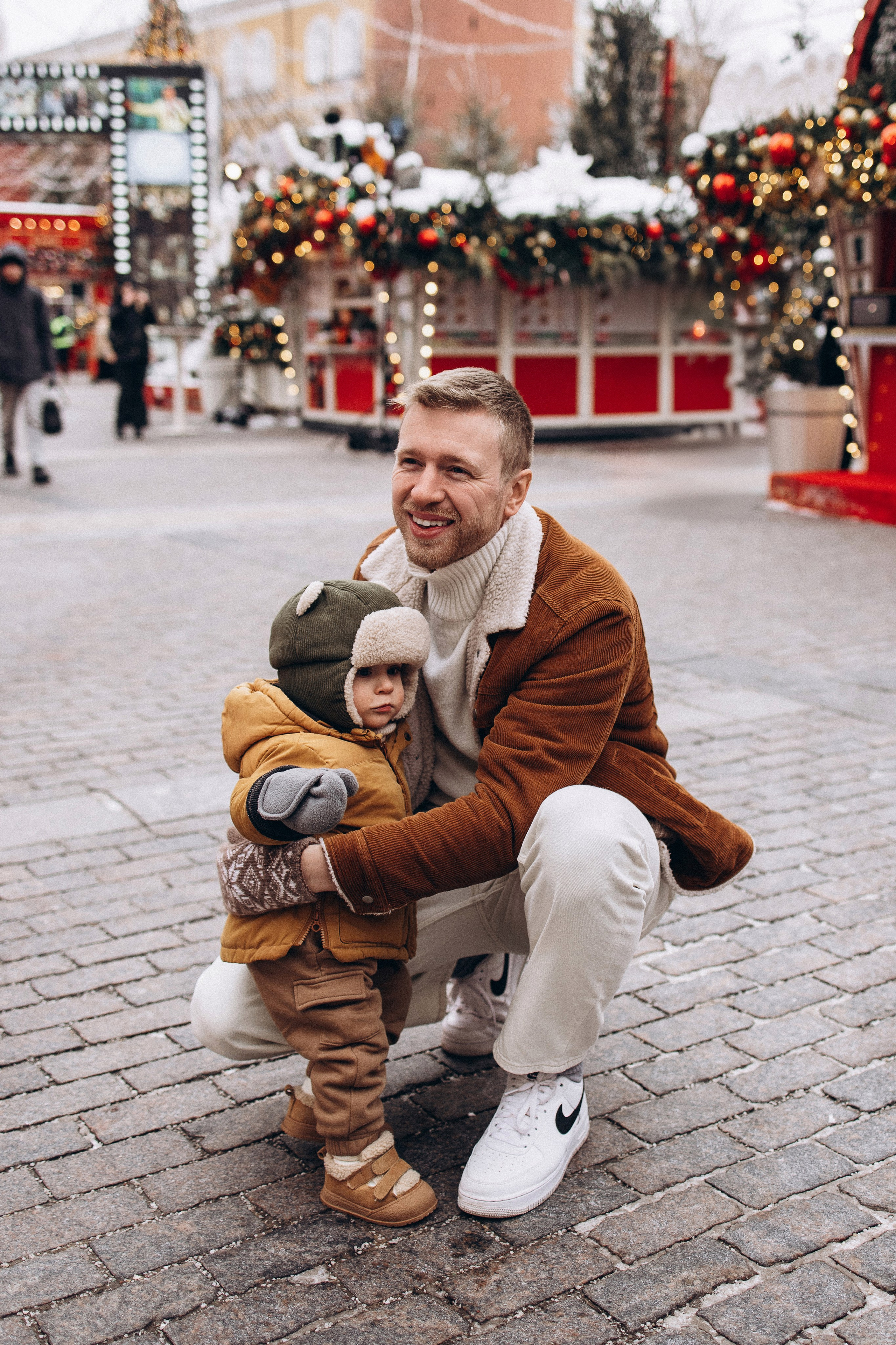 Марьям, Михаил и Лев на Рождественской ярмарке. Семейный фотограф в Москве Марина Петра