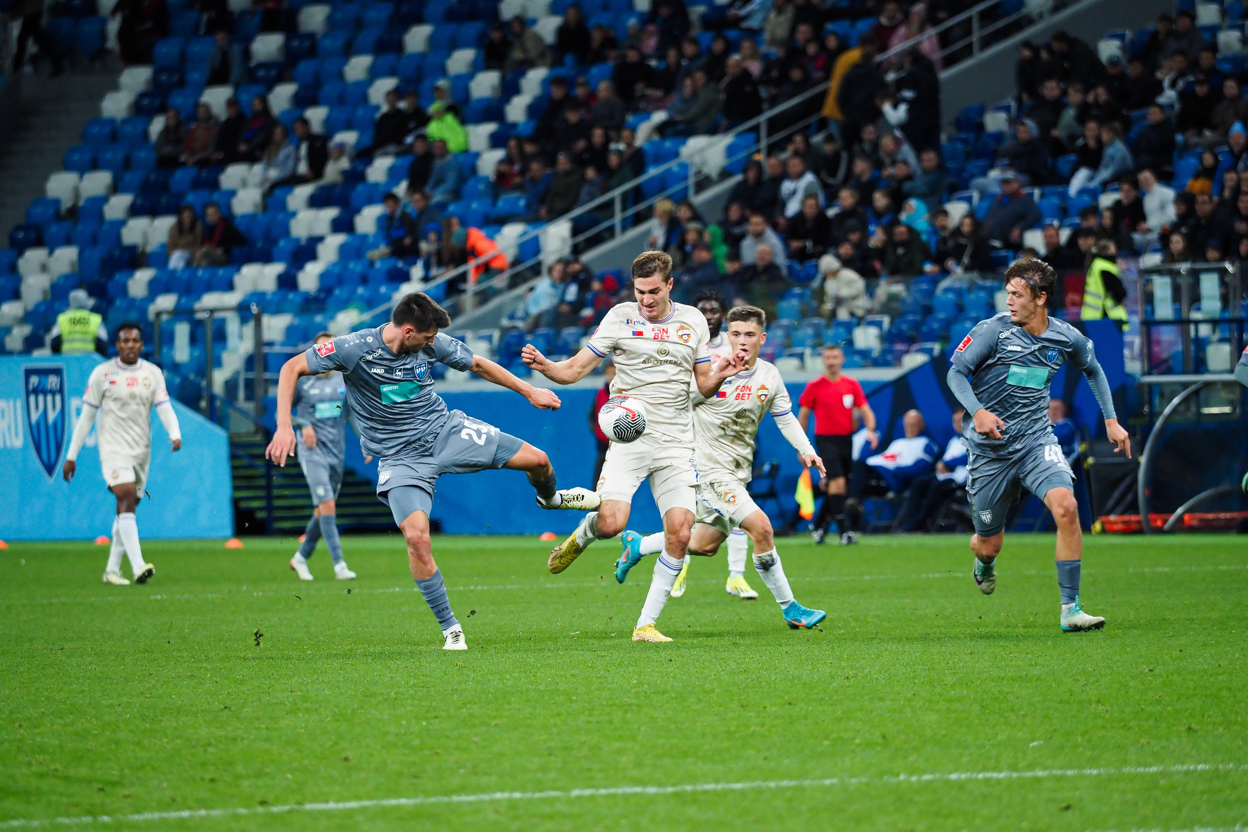 Футбол (РПЛ). Репортажный фотограф Алексей Козьмин
