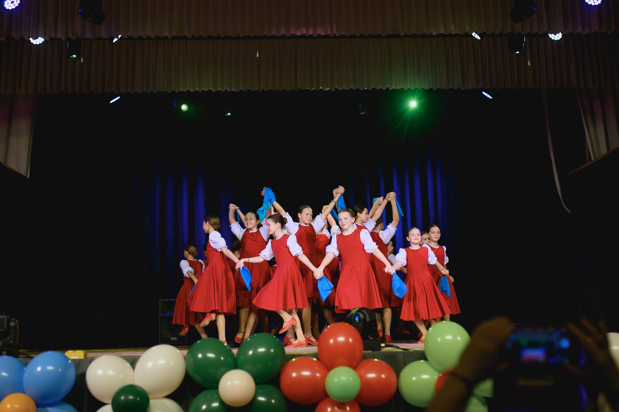 Концерт от 28.11.2025. Березанский КДЦ. День матери. Фотограф Котова Валентина