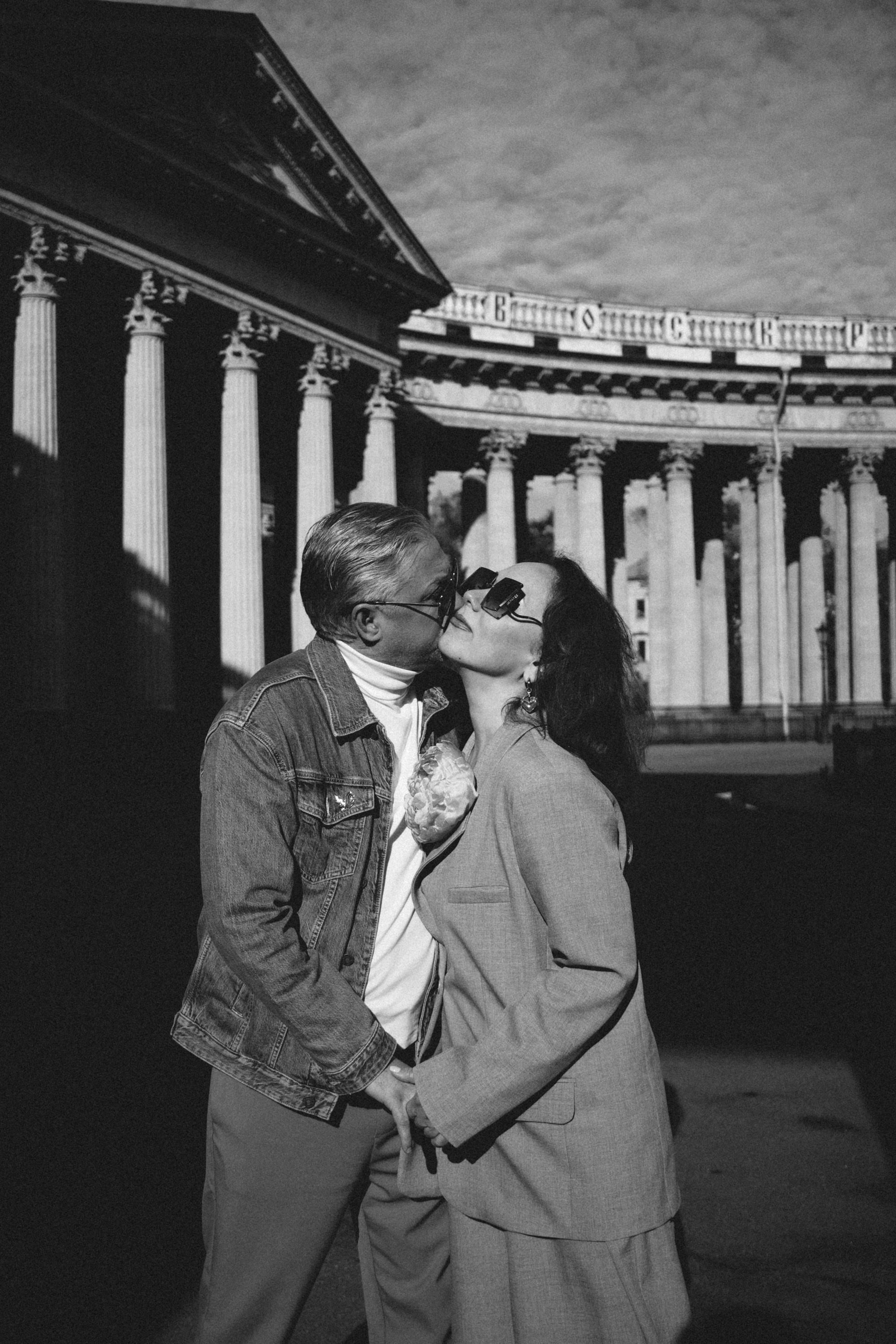 ИСТОРИЯ ЛЮБВИ. Креативный фотограф из Питера, Владис. Такого результата нет, и не будет, ни у кого на свете! Не приходите на съёмку, влюбитесь в себя!