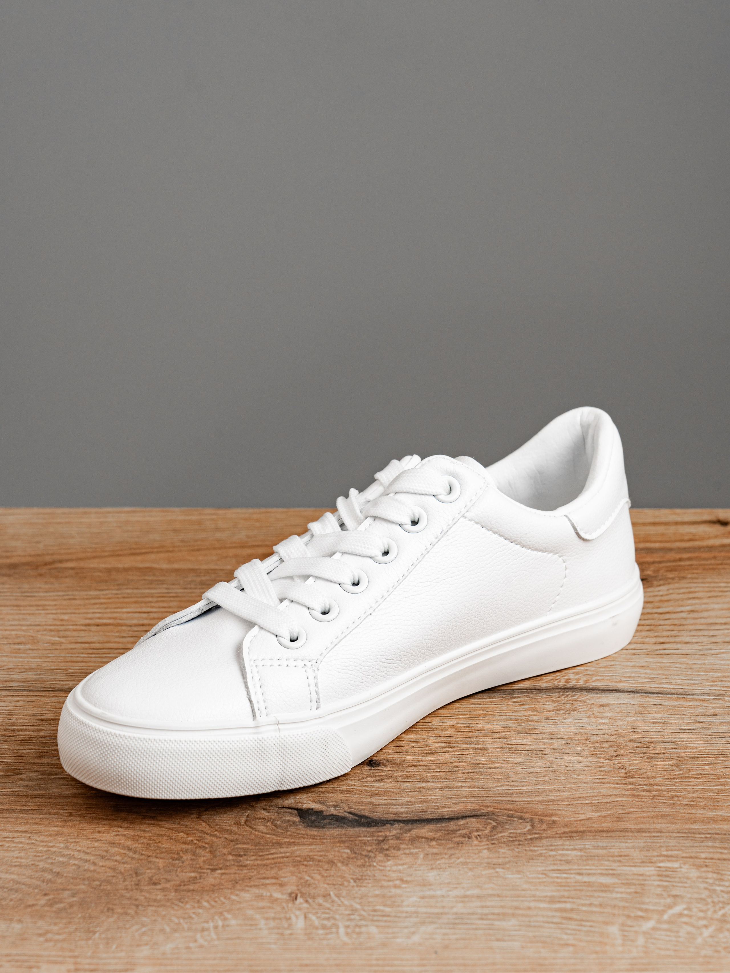 Фотосъемка обуви для Маркетплейсов. Фотограф в городе Владимир