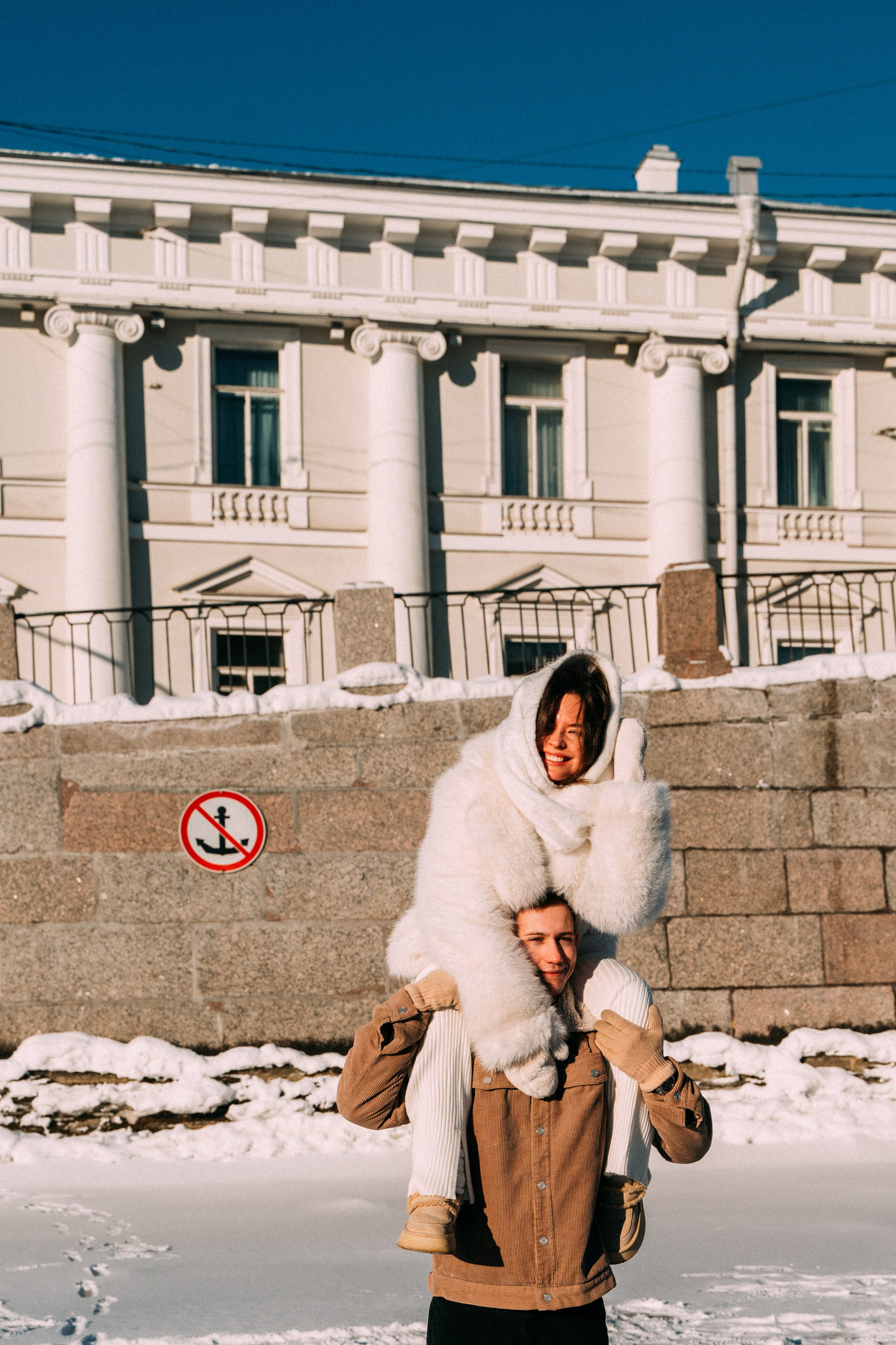 Лавстори на льду по рекам и каналам Санкт-Петербурга