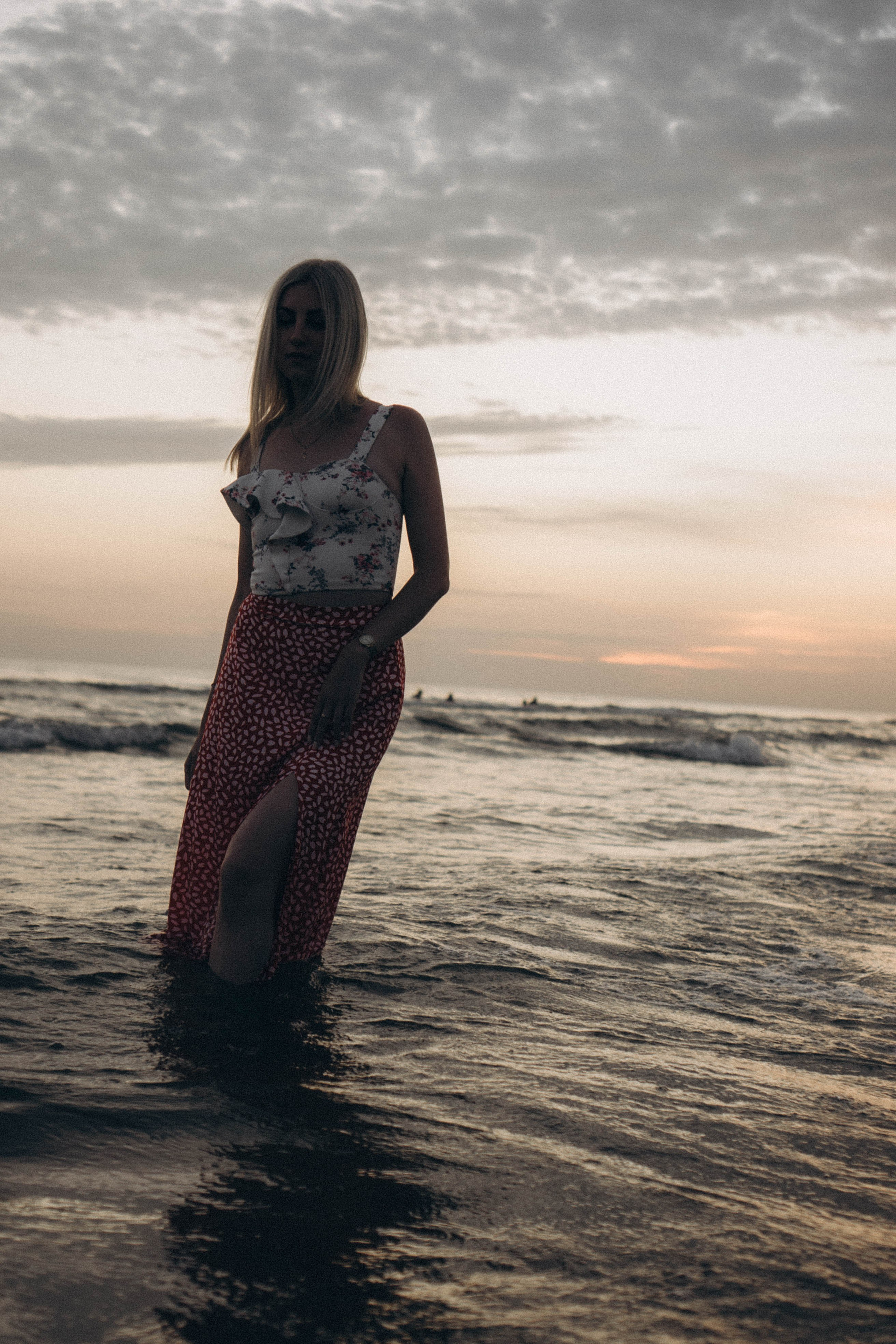 Июльский вечер на берегу черного моря. Профессиональный фотограф, Санкт-Петербург — Виктория Богомолова