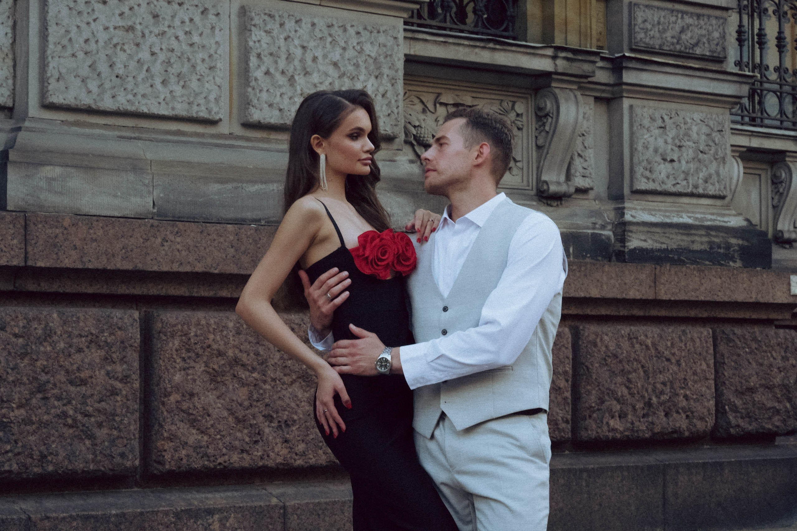 СВАДЕБНАЯ ПРОГУЛКА ВОЗЛЕ АКАДЕМИИ ШТИГЛИЦА. Профессиональный фотограф, Санкт-Петербург — Виктория Богомолова