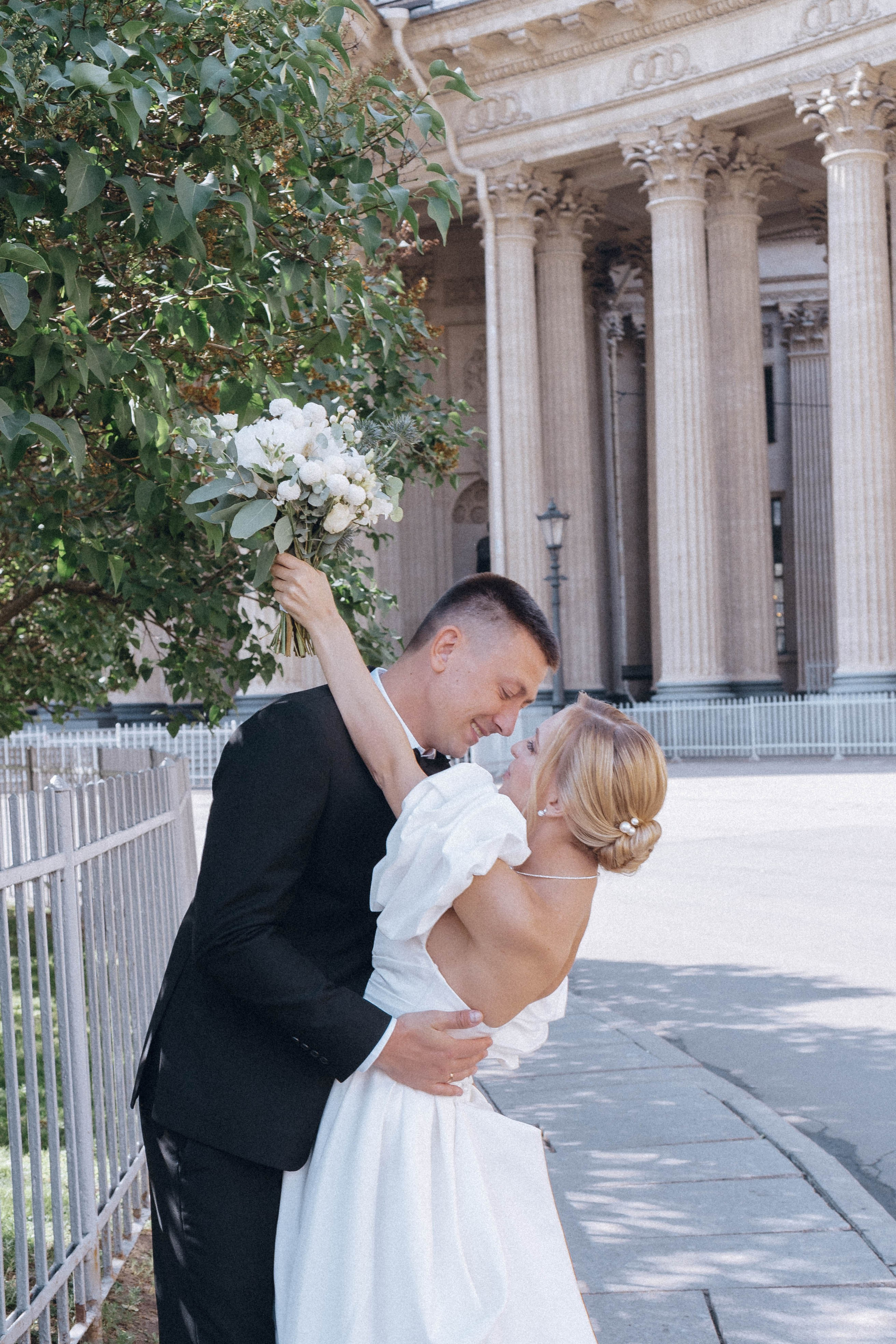 СВАДЕНБНАЯ СЬЕМКА НА КАТЕРЕ ПО КАНАЛАМ САНКТ-ПЕТЕРБУРГА И В АКВАТОРИИ НЕВЫ. Профессиональный фотограф, Санкт-Петербург — Виктория Богомолова