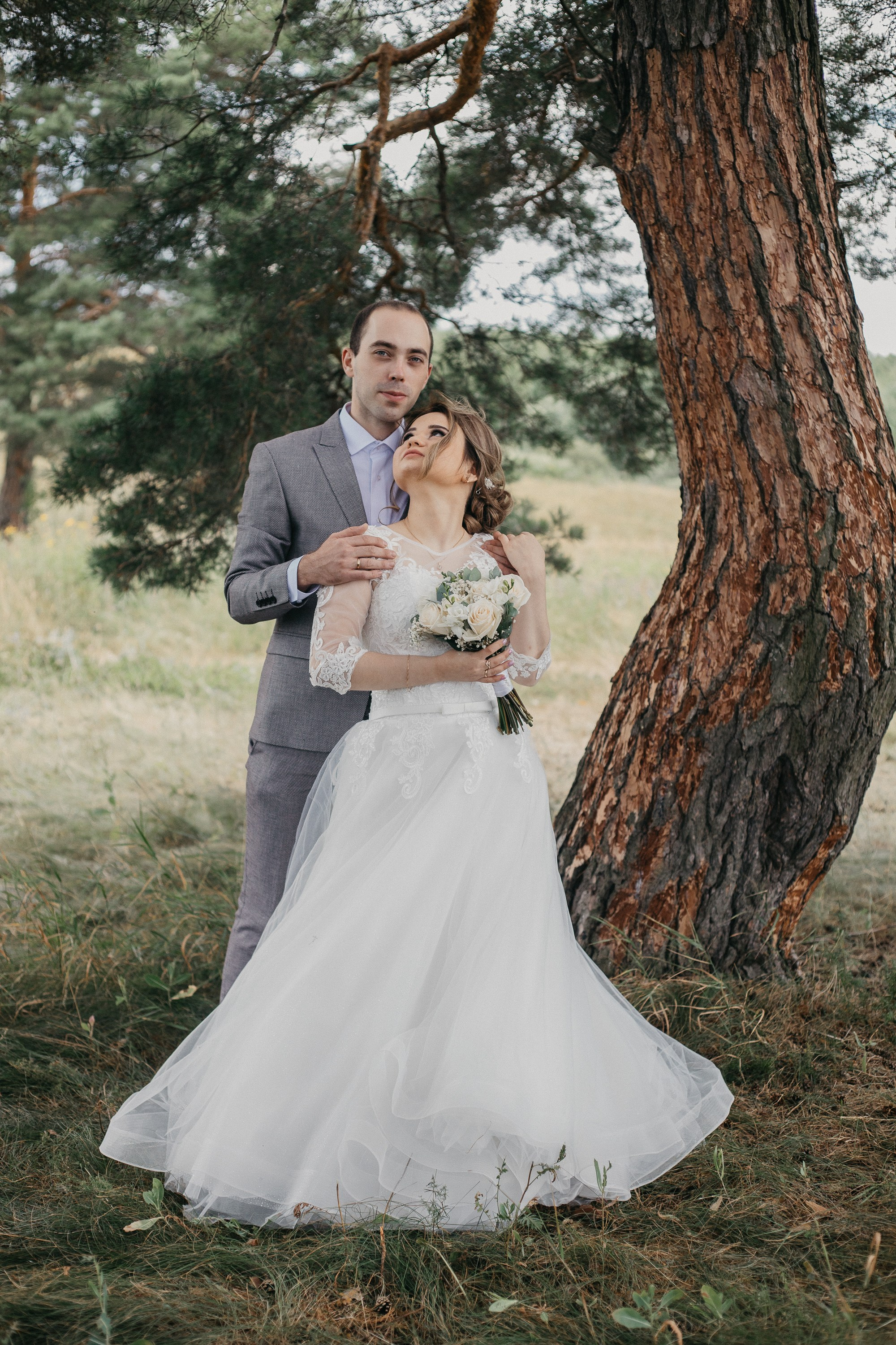 Свадебная фотосессия в Серпухове Михаила и Елены. Выпускные альбомы в Серпухове