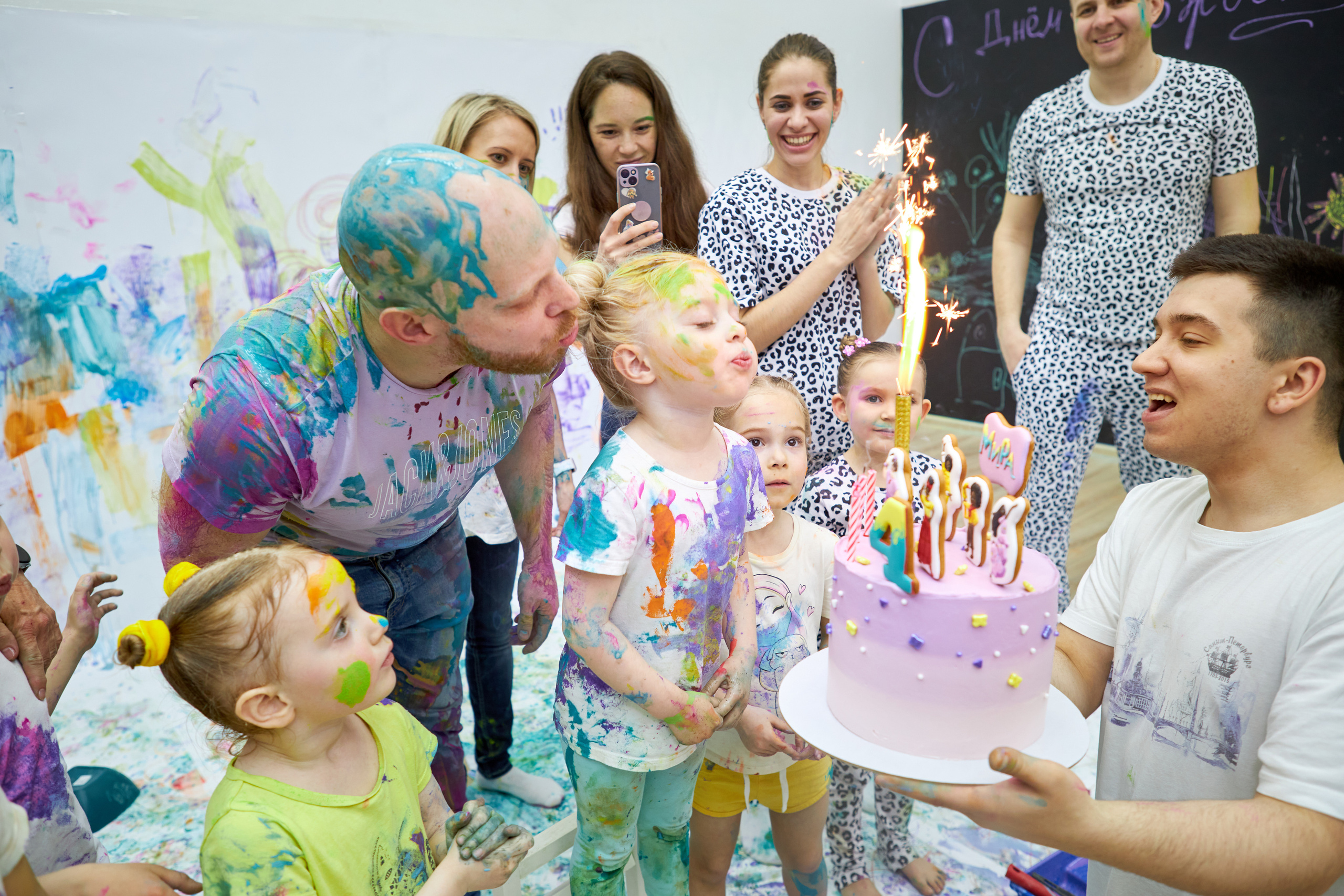 Репортажные кадры с детских праздников