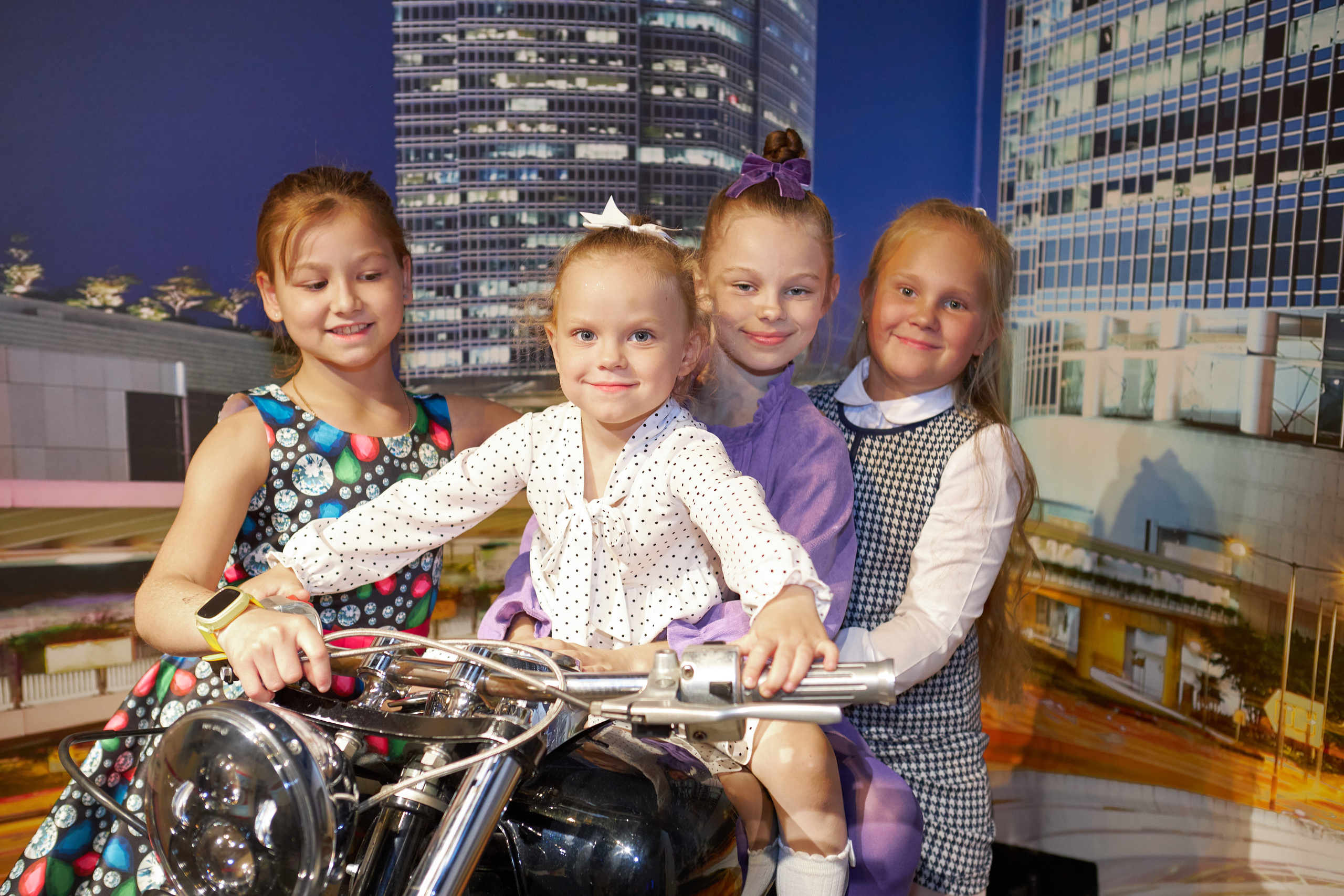 Репортажные кадры с детских праздников