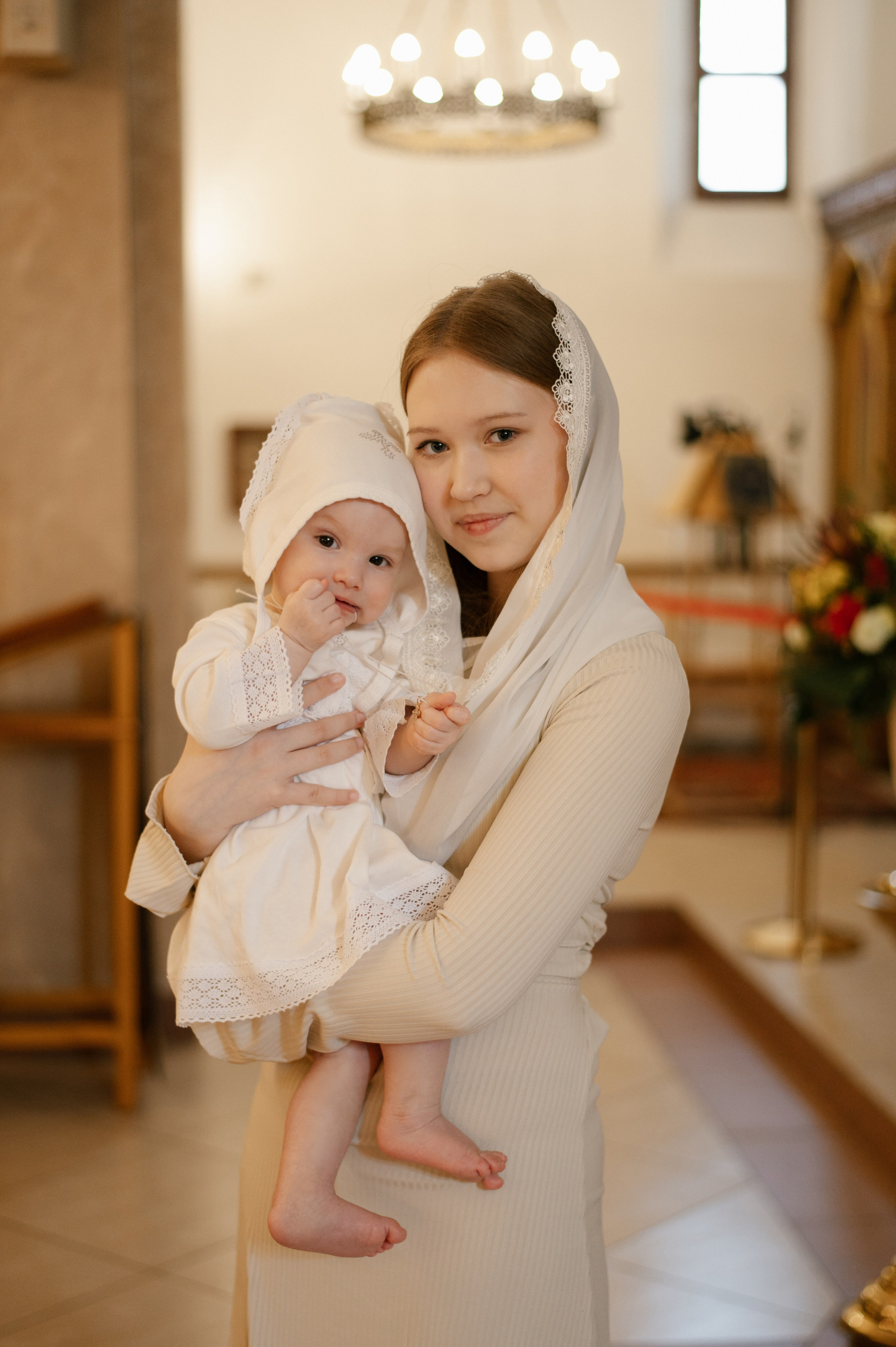 Фотограф на крещение. Фотосессия таинства крещения. Храм блаженной Матроны Московской в Дмитровском. Семейный и свадебный фотограф в Москве Татьяна Николаева