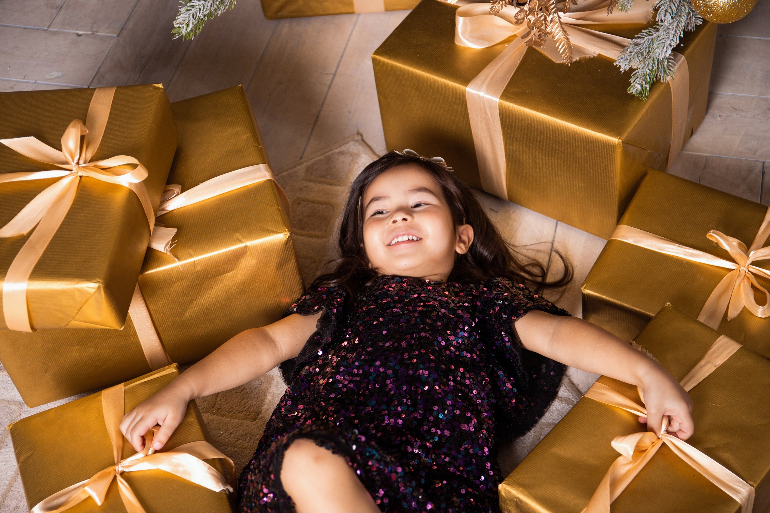 Мама с дочкой новогодняя съемка в студии. Свадебный и семейный фотограф в Москве Мила Широких