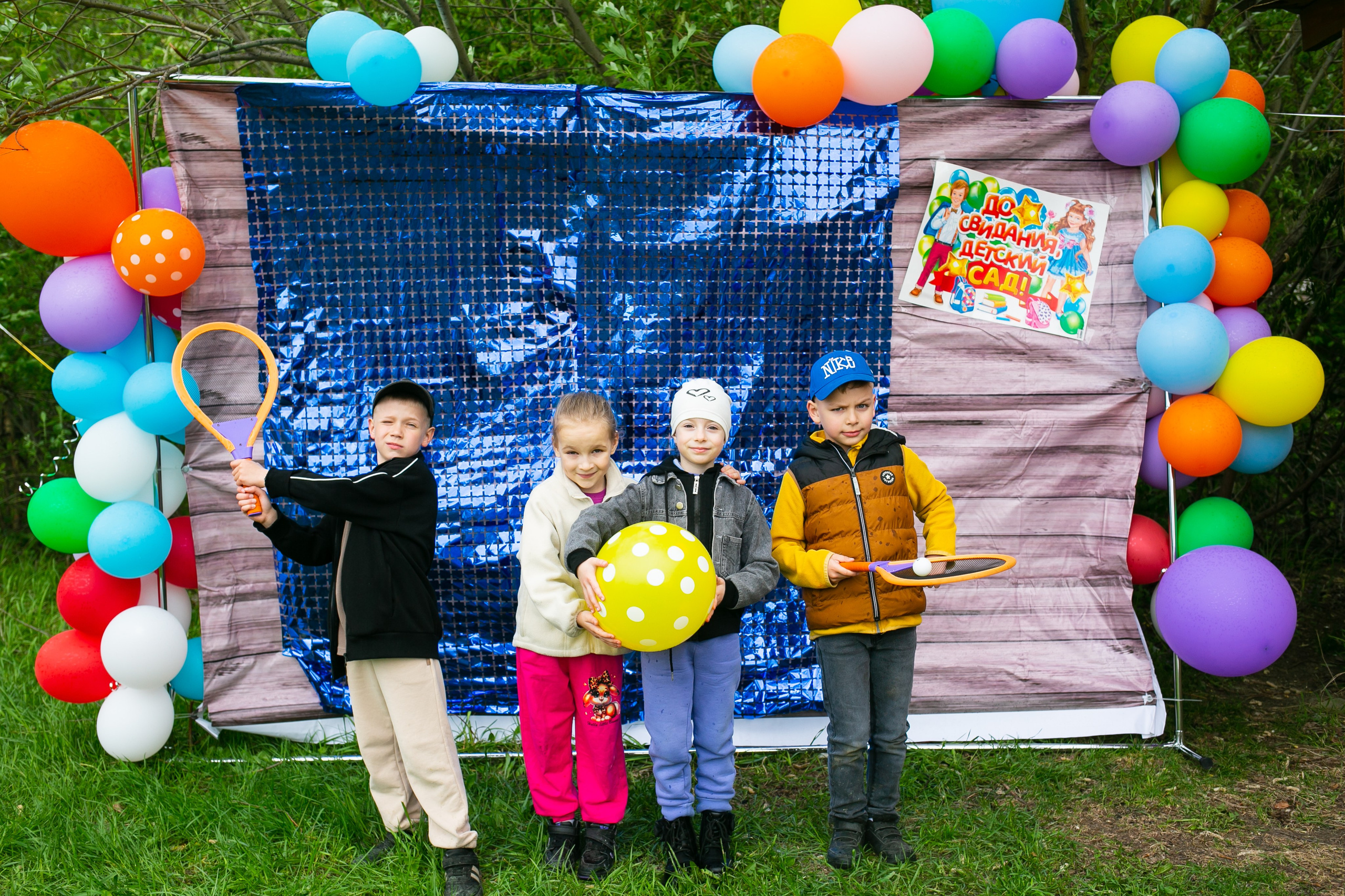 Выпускные и Утренники. Фотограф новорожденных и семейный фотограф НСО г. Бердск Марина Львова