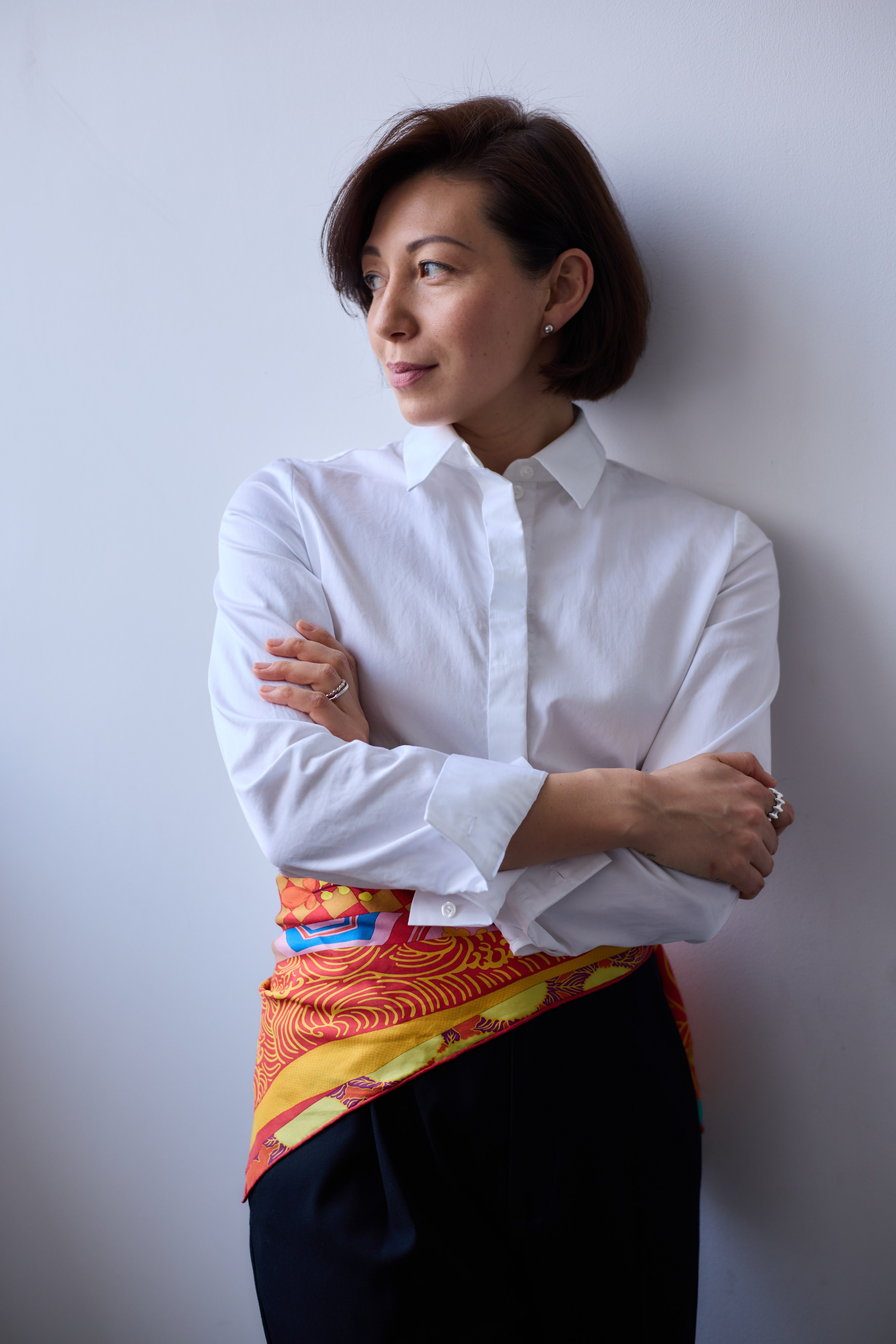 Кристина Кибирева, девушка в офисной одежде. Фото в офисе 