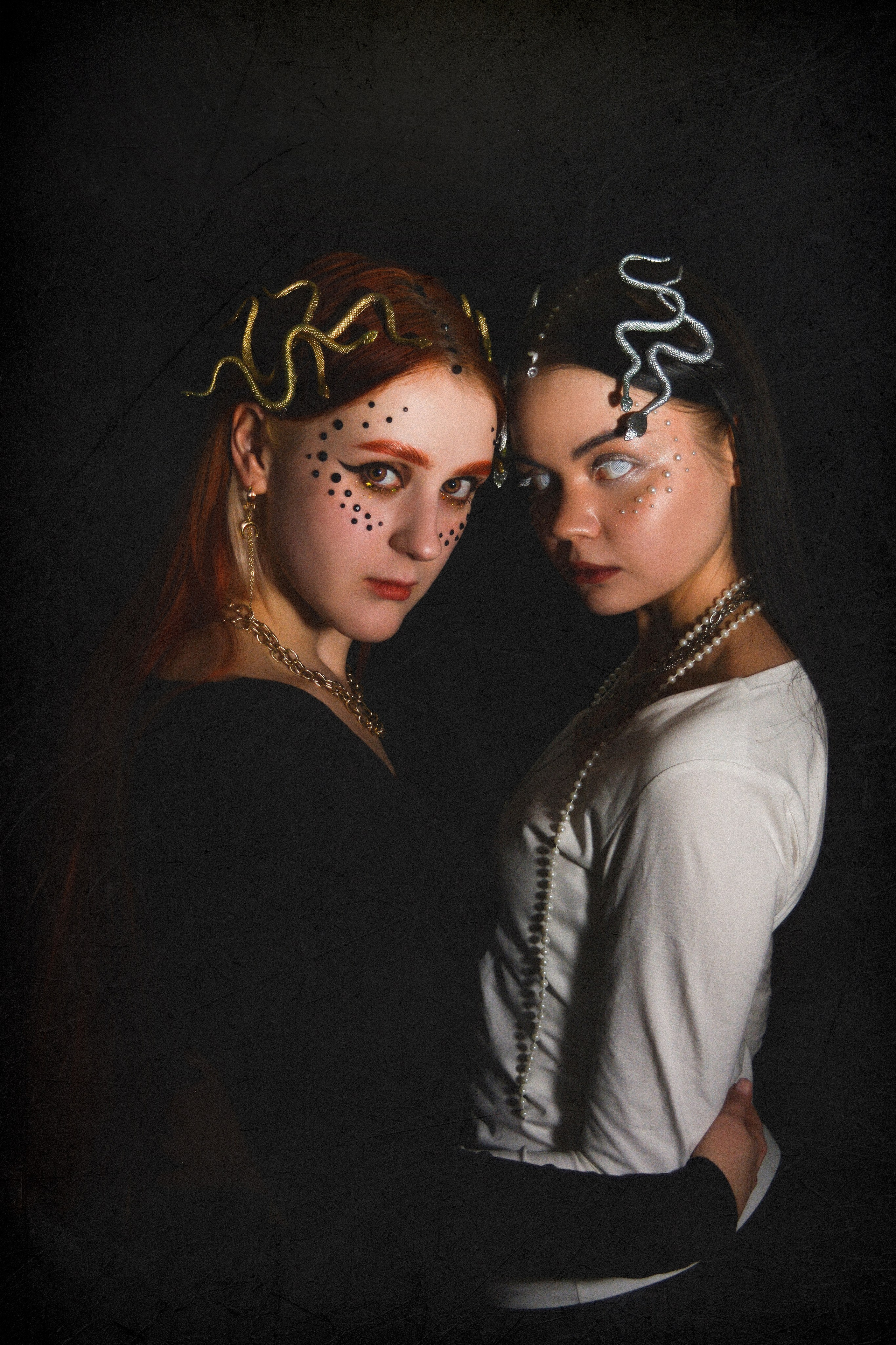 Snakes. Vcut studio| Фотограф Валерия Мустаева