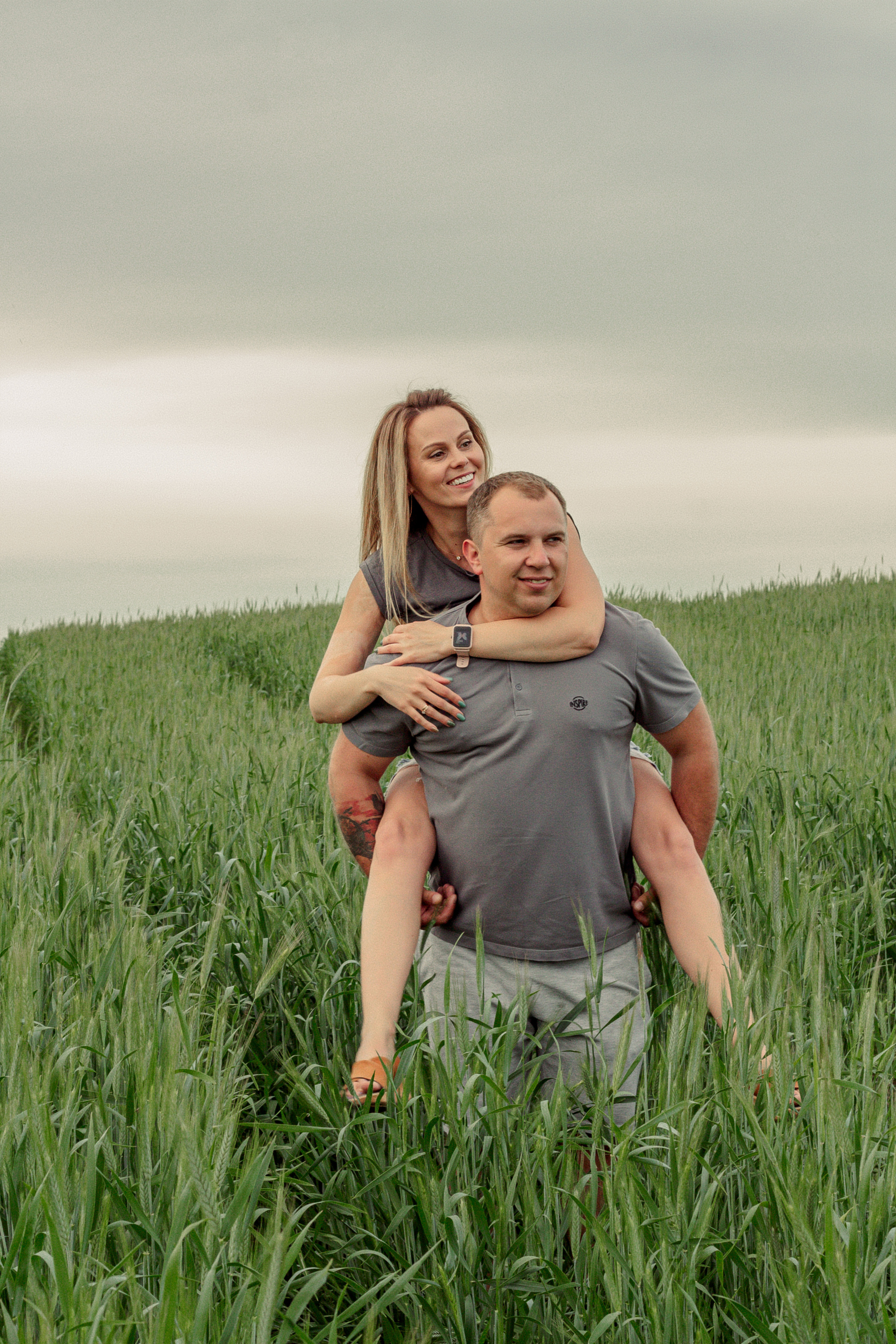 Любовь в пшенице. Свадебный и Семейный фотограф Маргарита Павлова