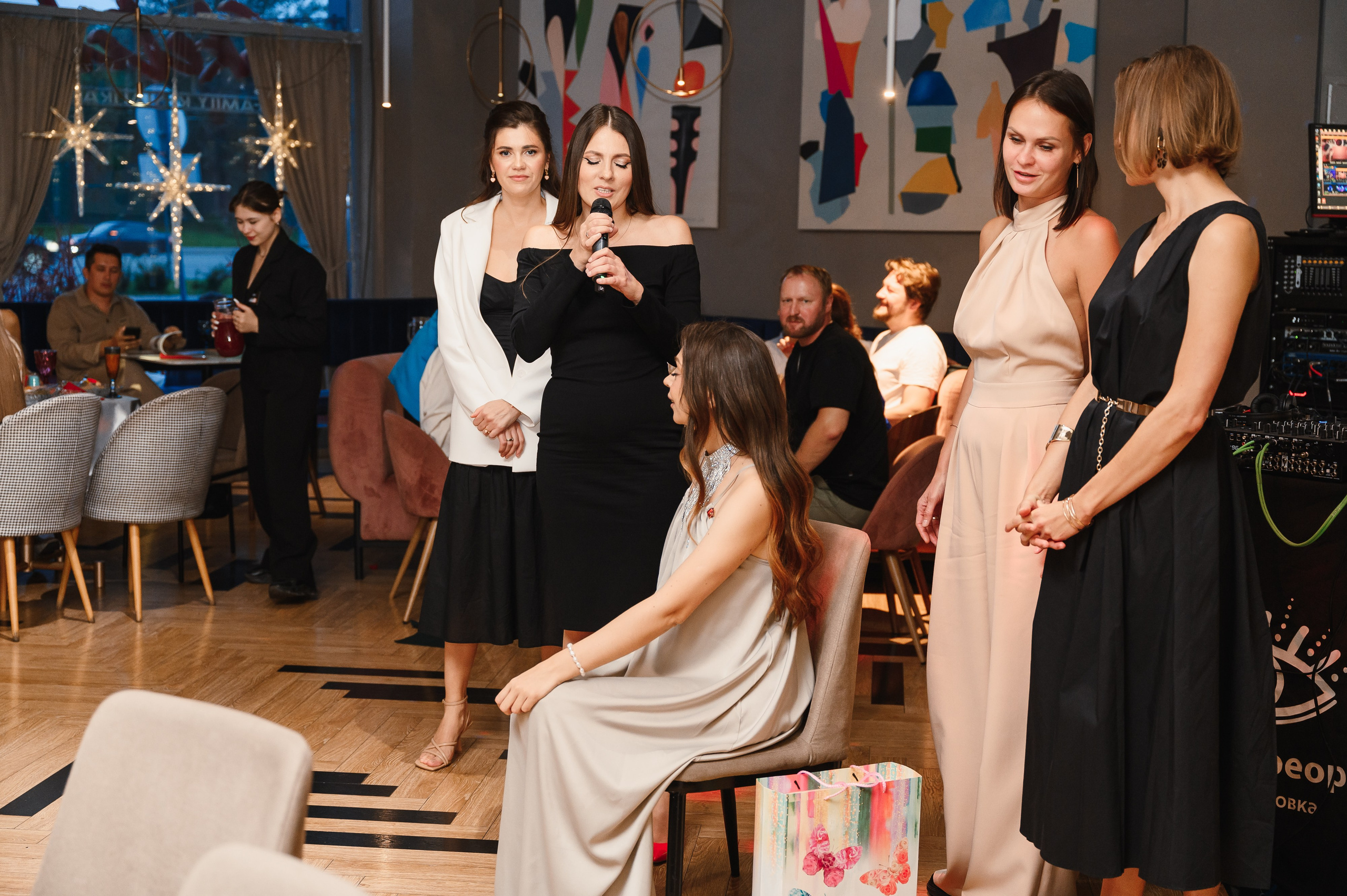 День рождения в формате выступления. Wedding and family photographer USA