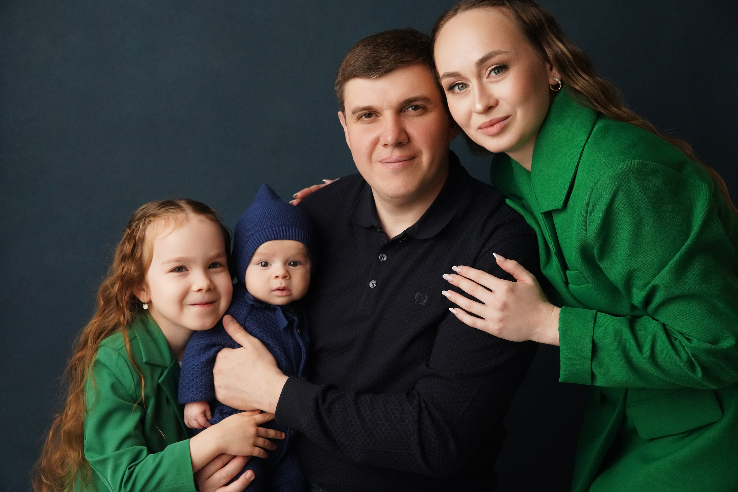 Портретная фотосессия. Фотограф новорожденных. Семейный и детский фотограф в городе Сургуте