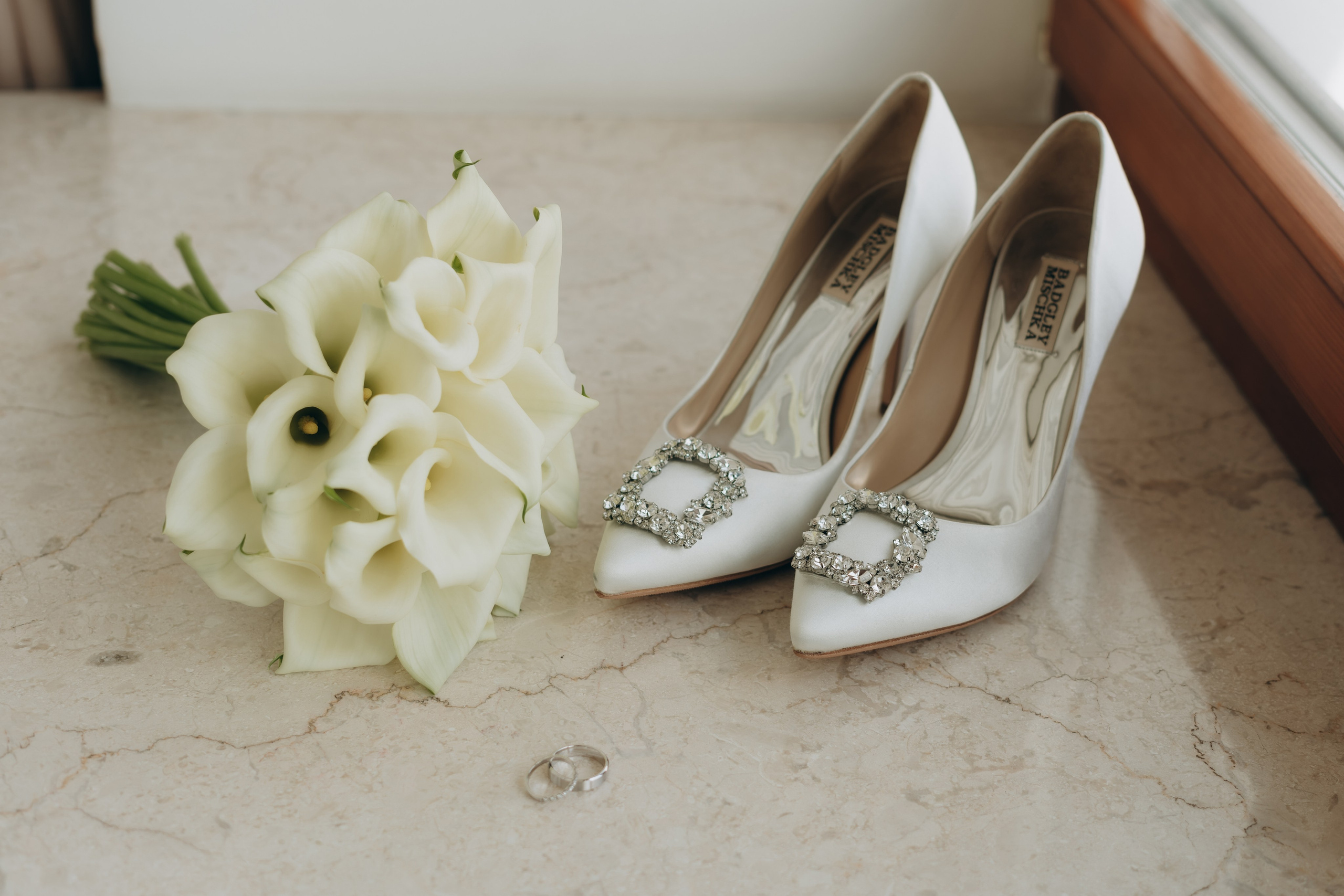 Свадебная фотосессия в Москве / Библиотека-читальня им. А. С. Пушкина. Фотограф Москва Виктория-Антуанетта