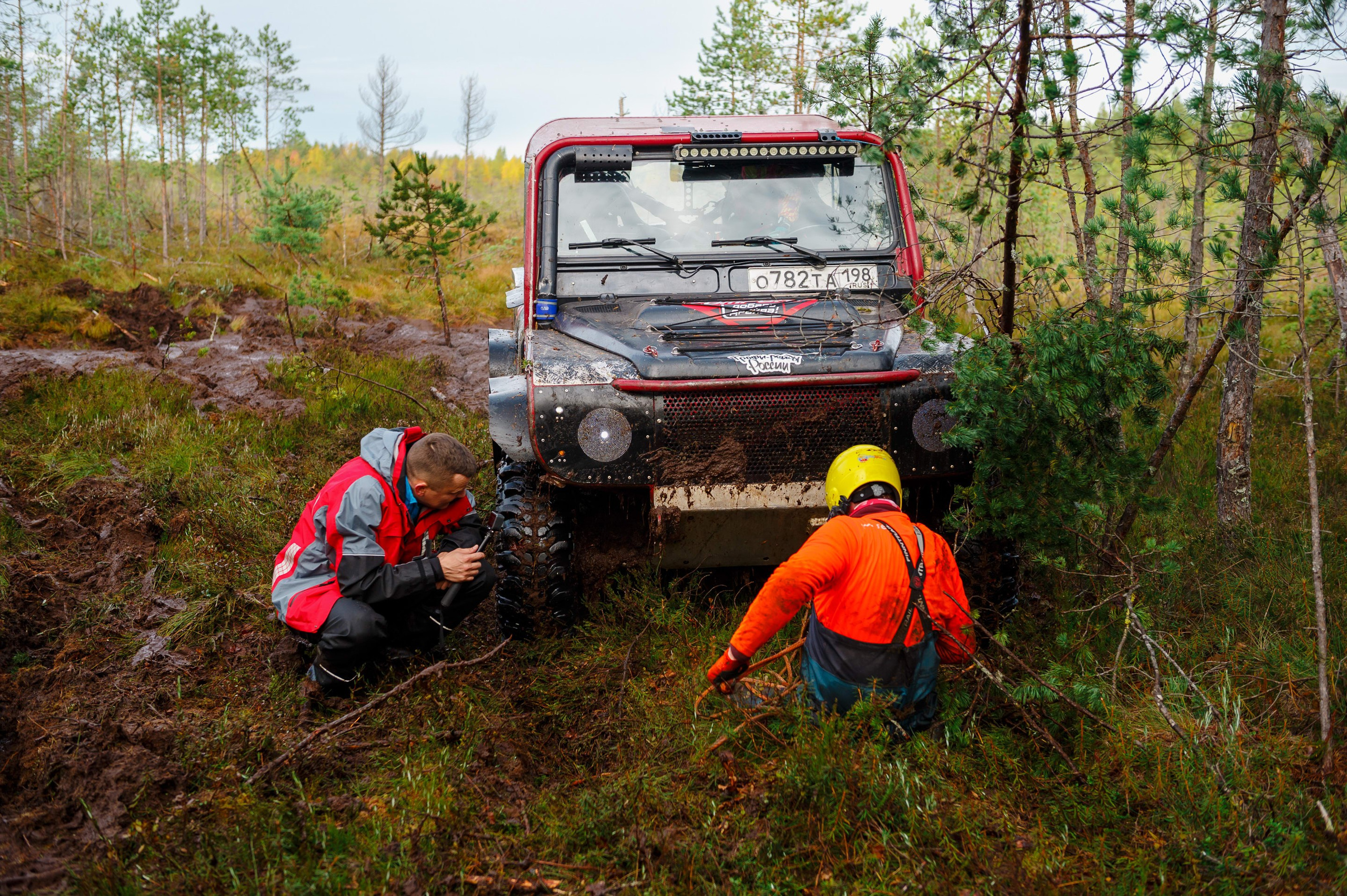 Кубок СПб по трофи-рейдам 04-06.10.2024 — день 1. Фотограф Алексей Алексеев