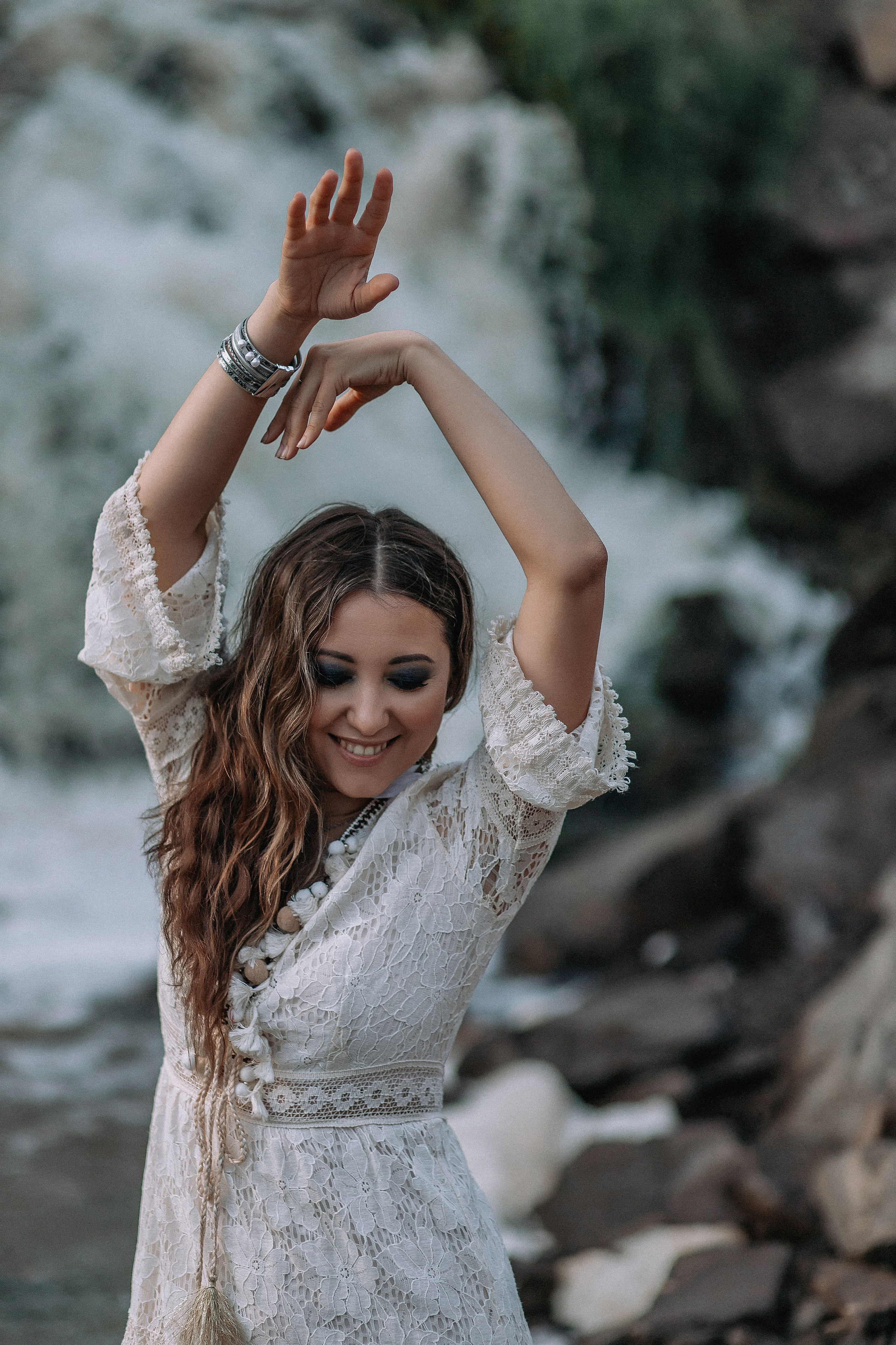 Закат у водопада. Детский и семейный фотограф в Красноярске Юлия Бирюкова