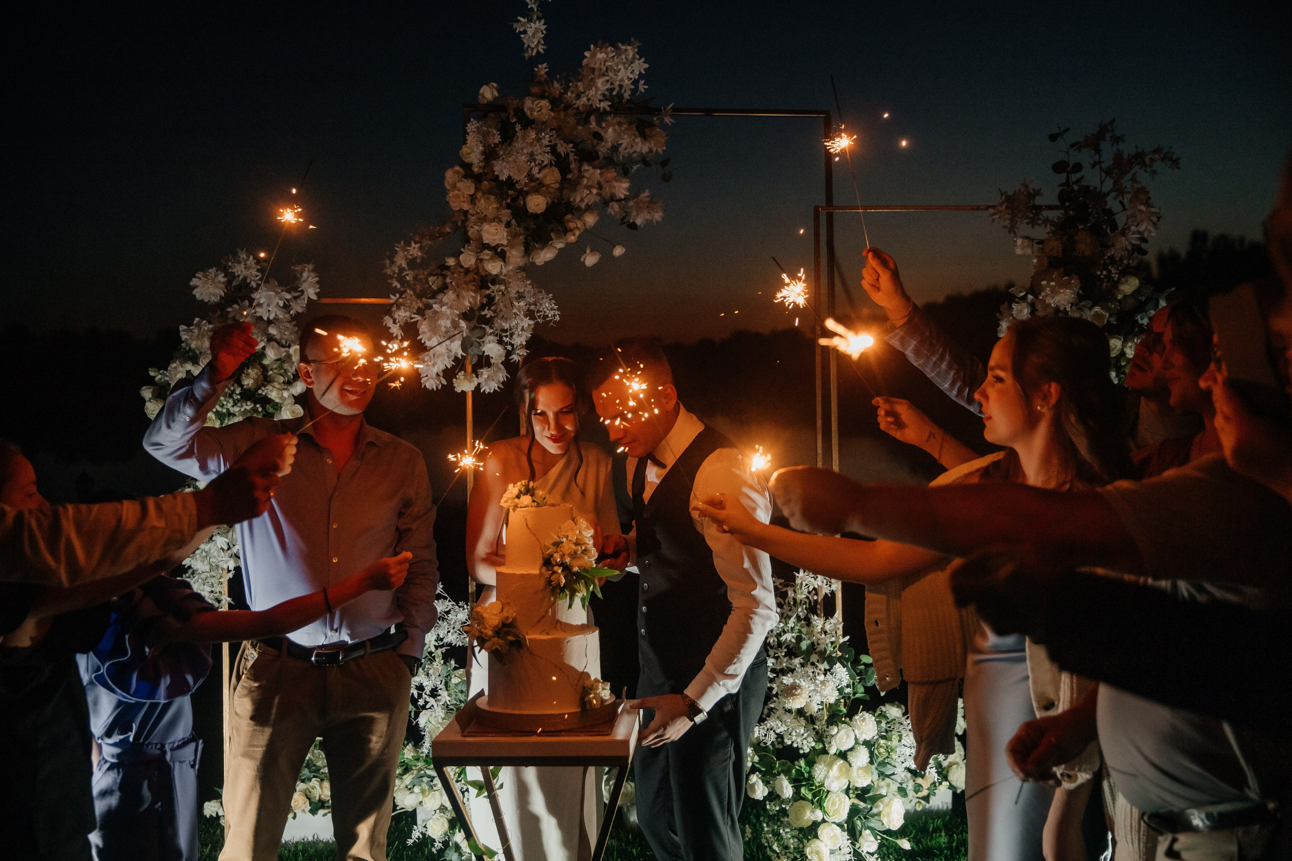 Wedding «Sunlight». Свадебные фотограф и видеограф Наталья и Анатолий Новиковы СПб