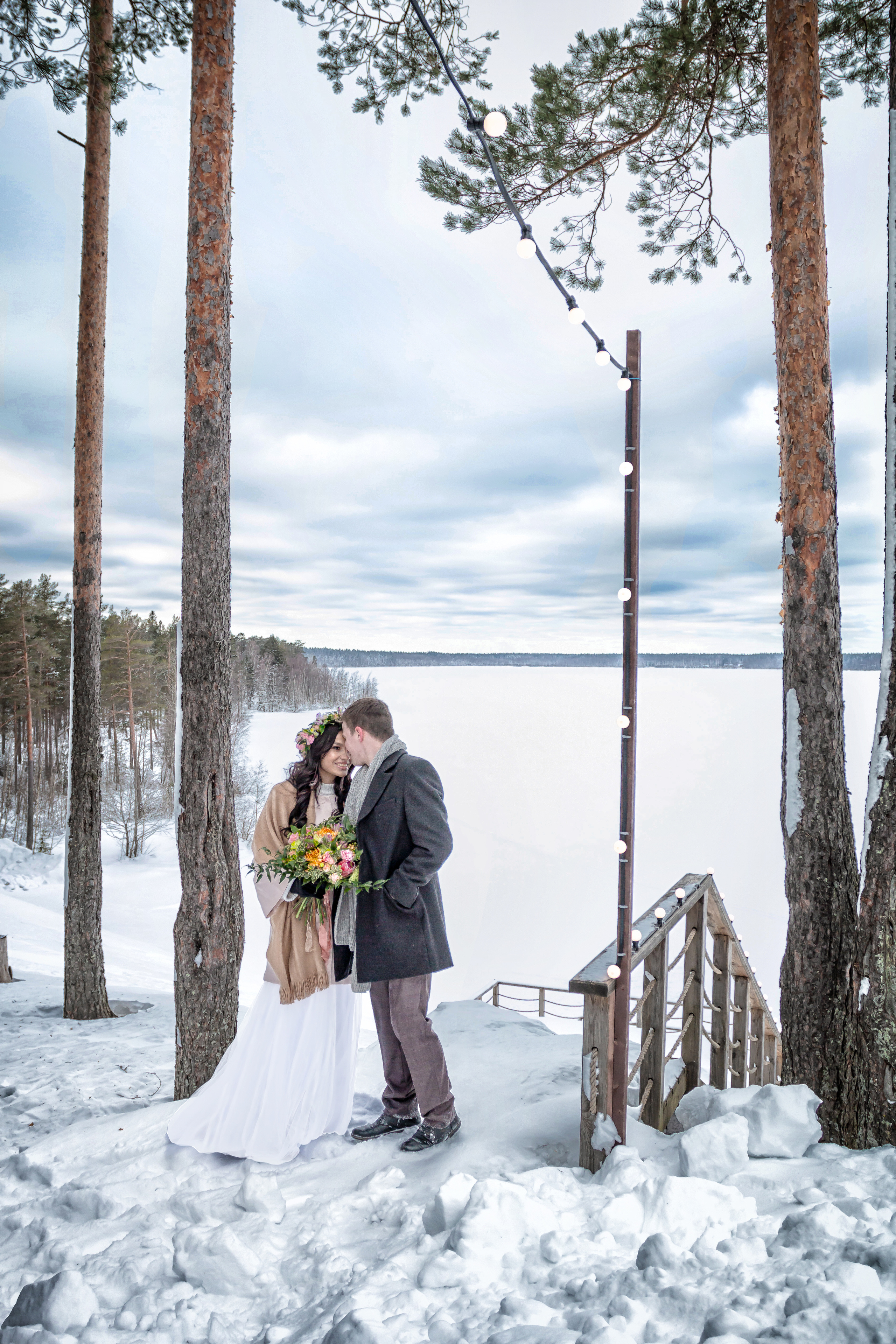  Фотопрогулка, Лесная Рапсодия,Зеленогорск, молодожены, в отеле, свадьба, зимняя свадьба, платье невесты, букет невесты, лов стори, свадебный фотограф, заказать услугу свадебного фотографа