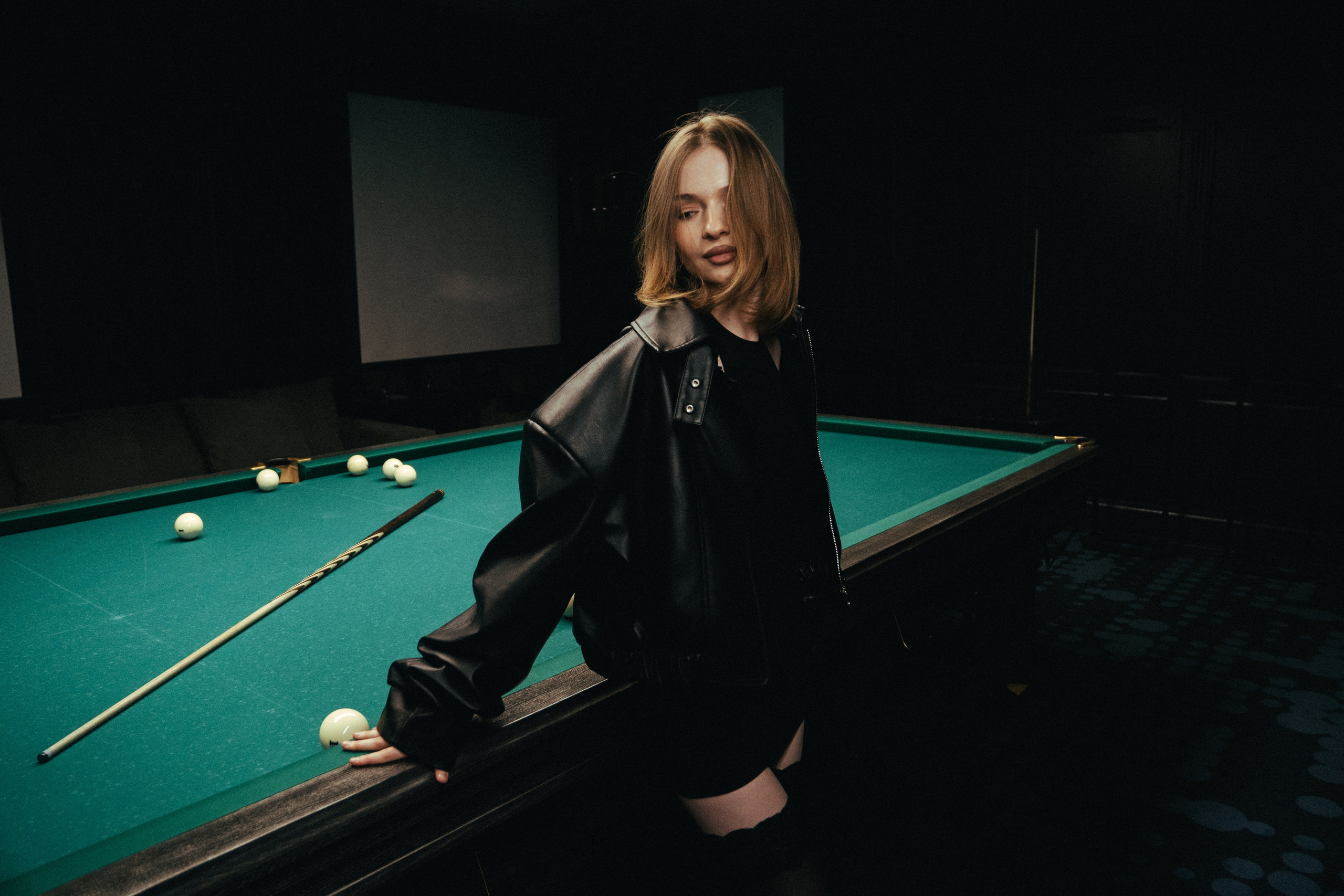 Анастасия/бильярд. Фотограф/видеограф Никита Дудин