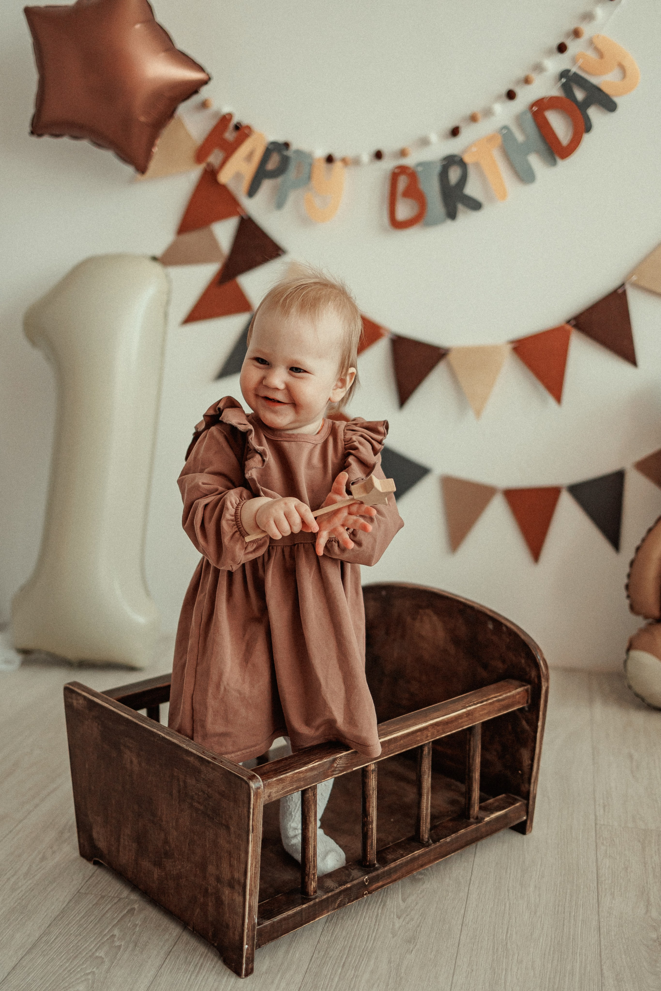 Годики. Фотосессия дней рождения в фотостудии. Детский семейный фотограф в Абинске
