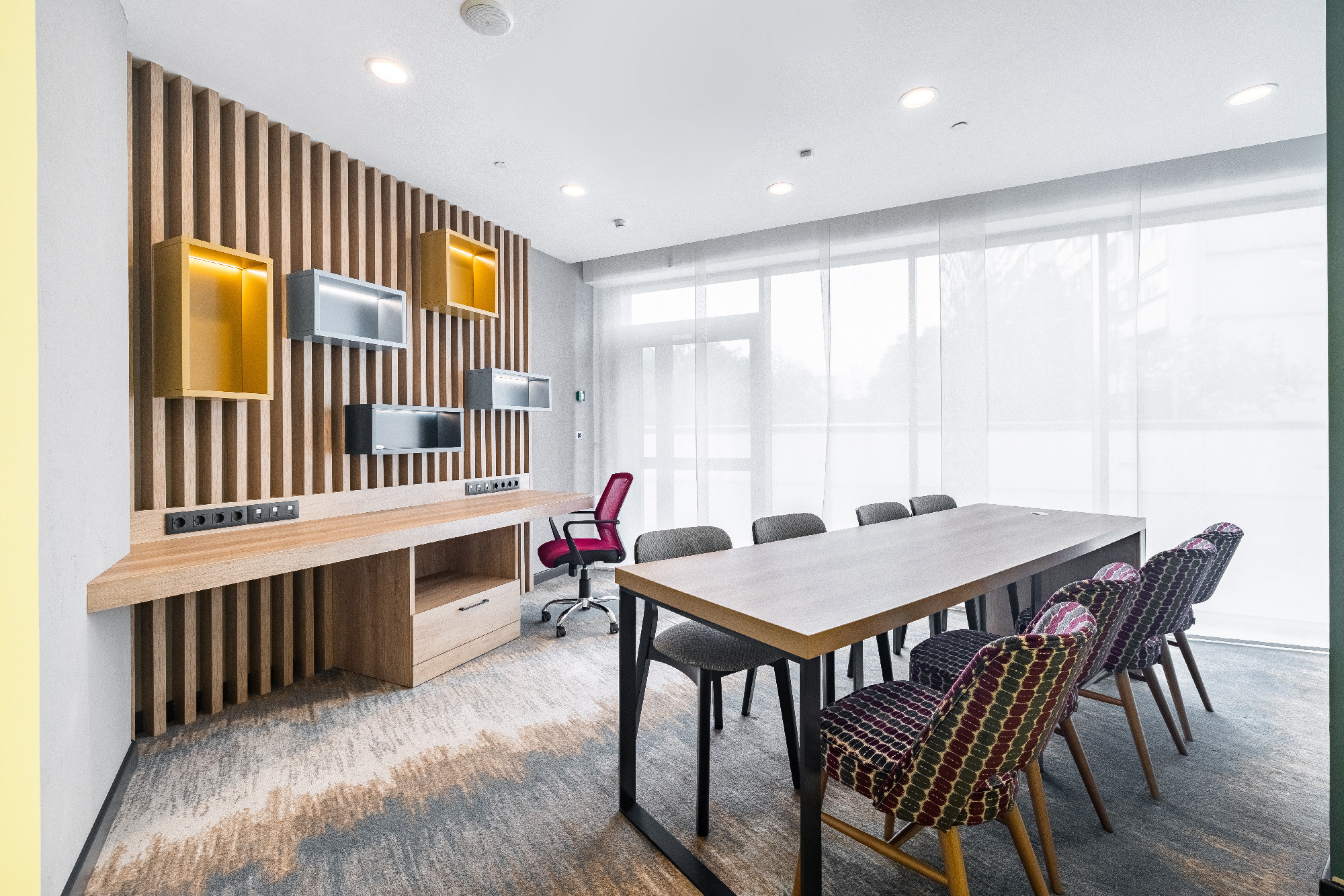 Hampton by Hilton. Интерьерный фотограф в Москве Роман Потапов