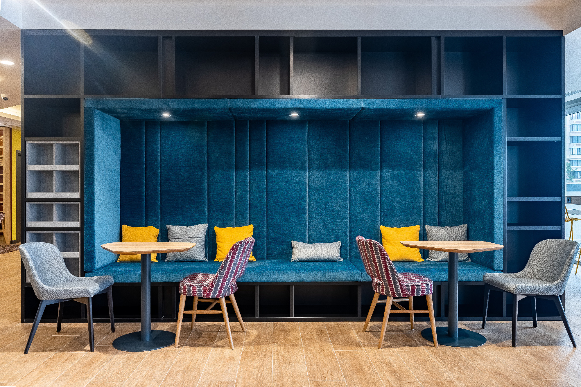 Hampton by Hilton. Интерьерный фотограф в Москве Роман Потапов