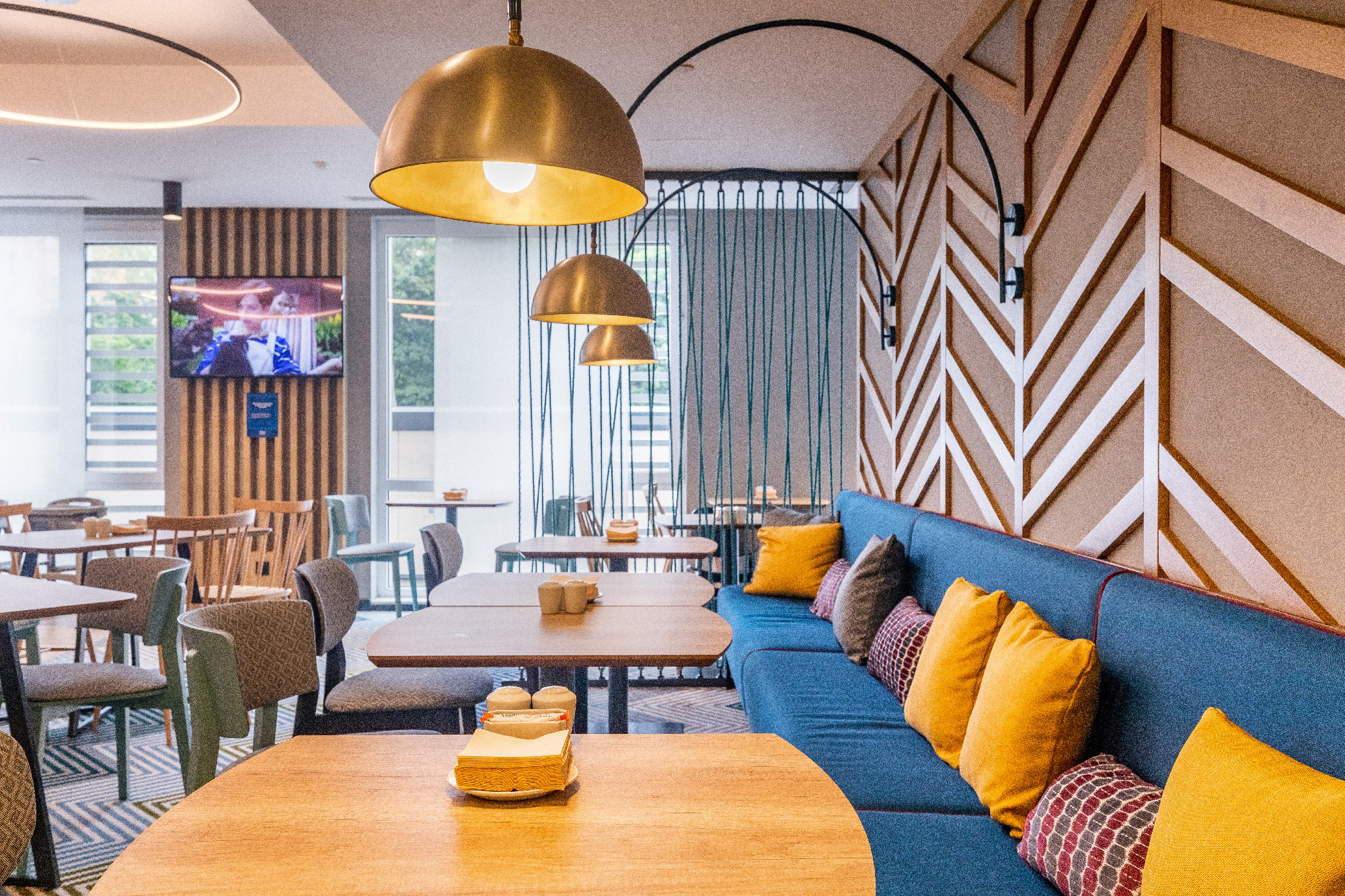 Hampton by Hilton. Интерьерный фотограф в Москве Роман Потапов