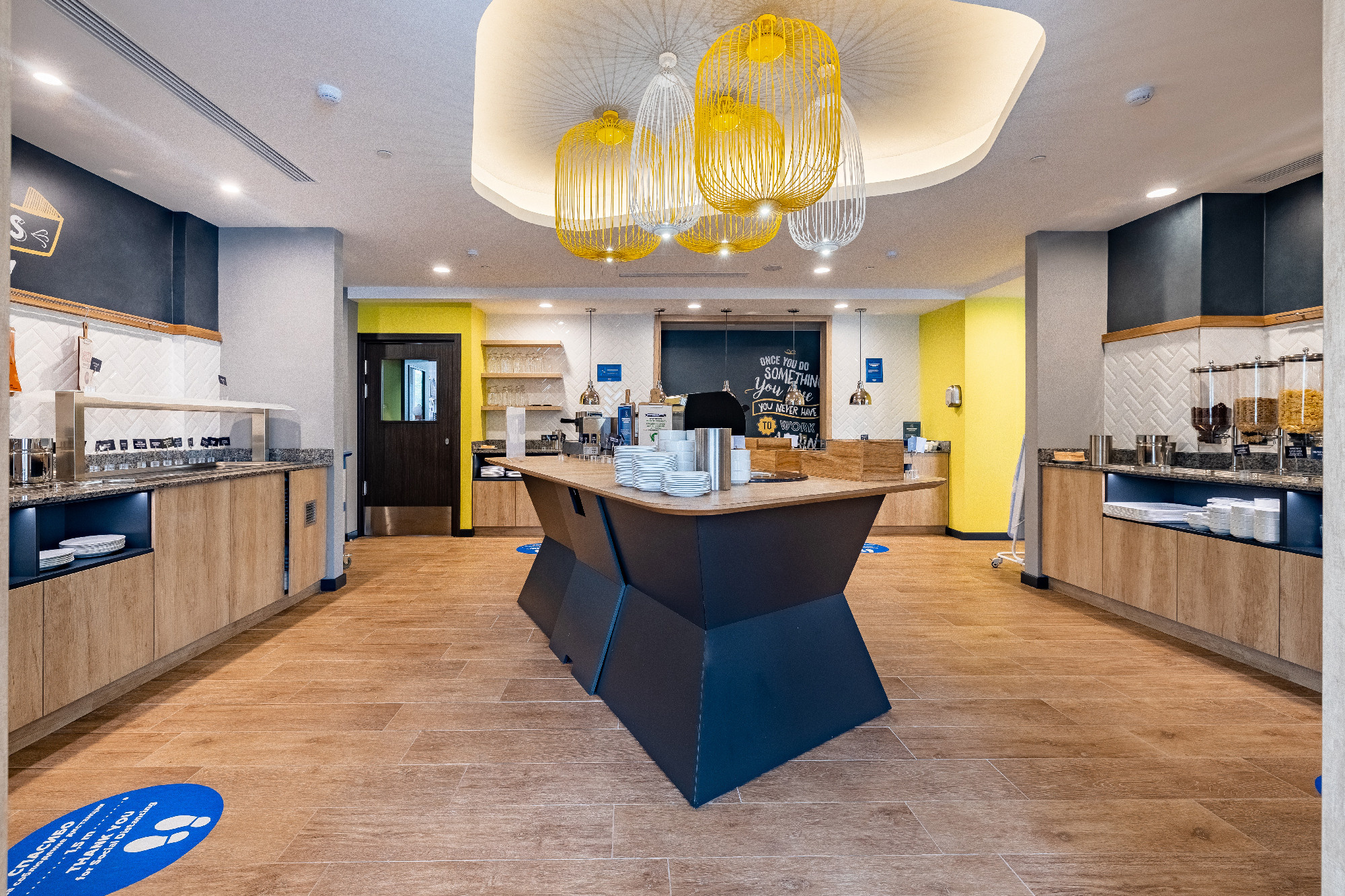 Hampton by Hilton. Интерьерный фотограф в Москве Роман Потапов