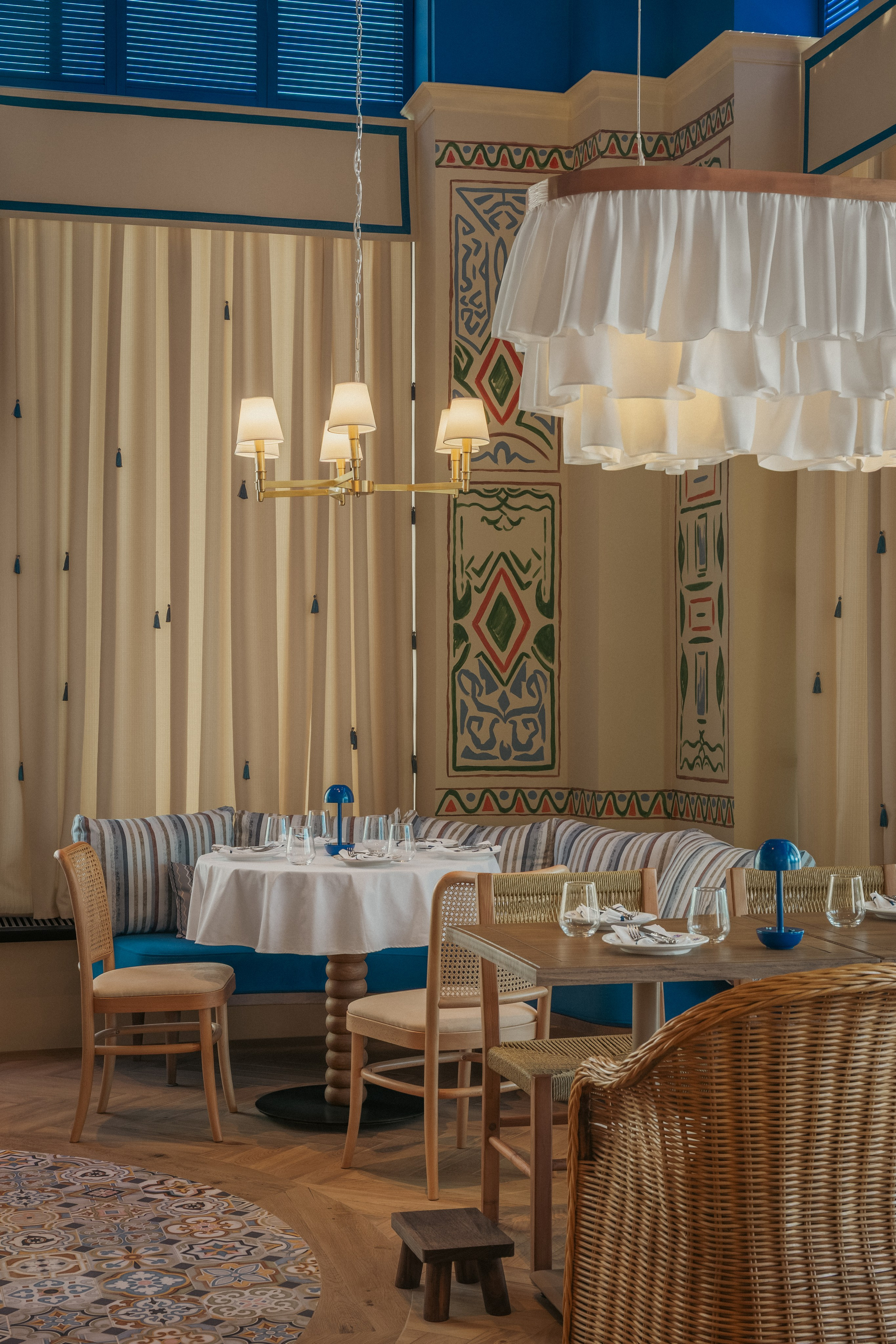 Bella Ciao — Астана. Roman Yakunin — interior photographer in Almaty, Kazakhstan