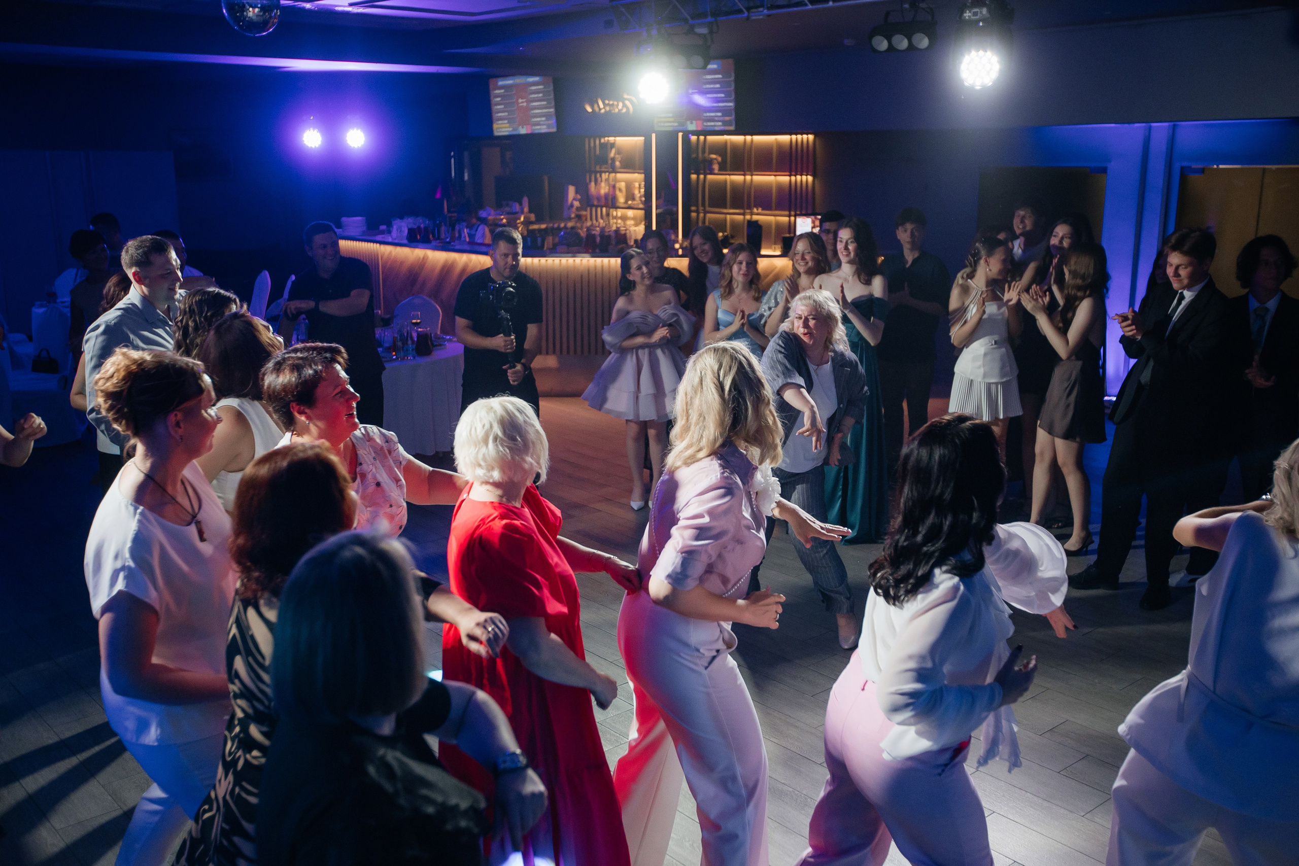 2025 Выпускной школа 79. Свадебный и Репортажный фотограф Нижний Новгород Москва Ежов Иван