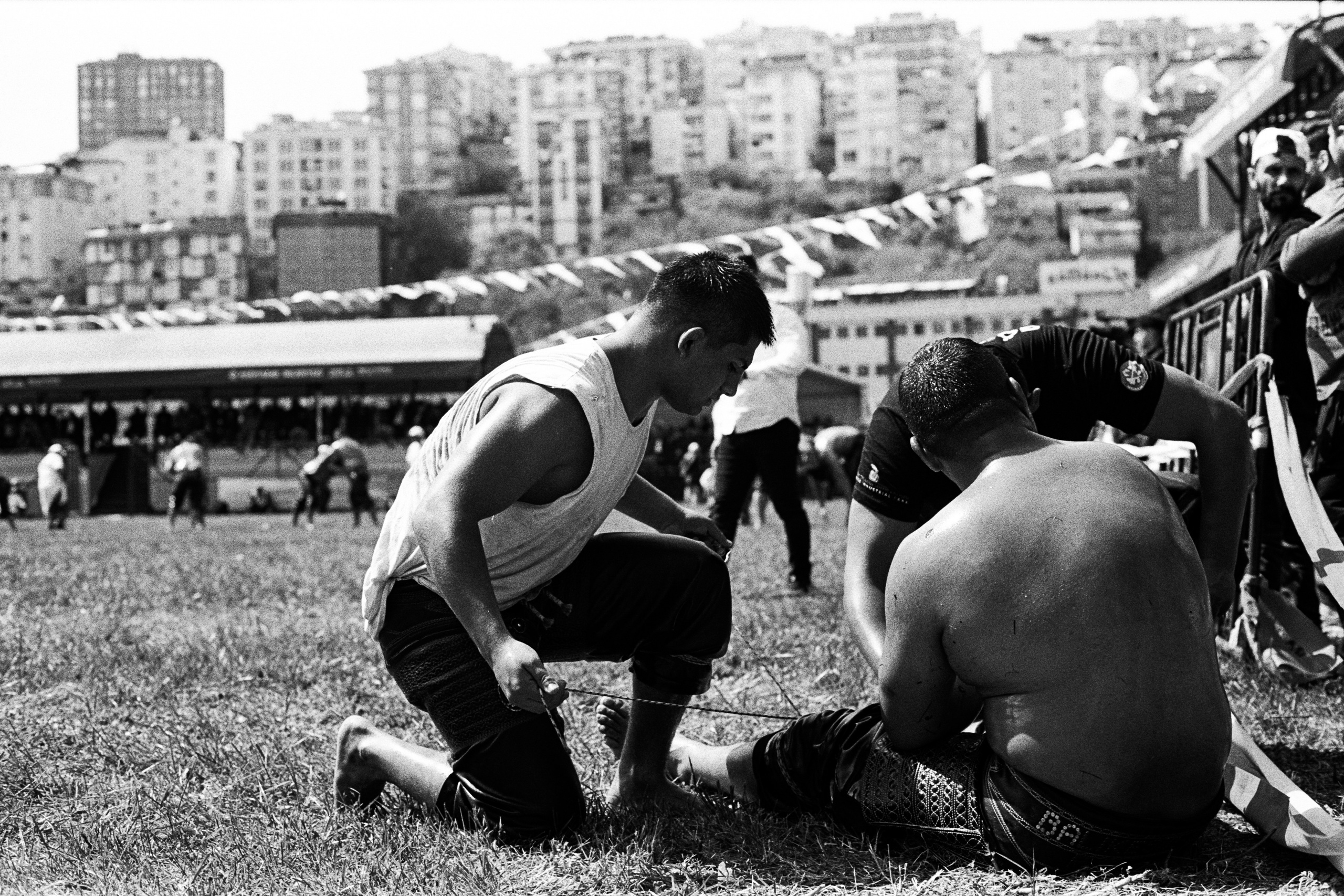 Wrestlers (Istanbul. 30.04.2023). Eduard Savosin | Documentary & Portrait Photographer in Paris
