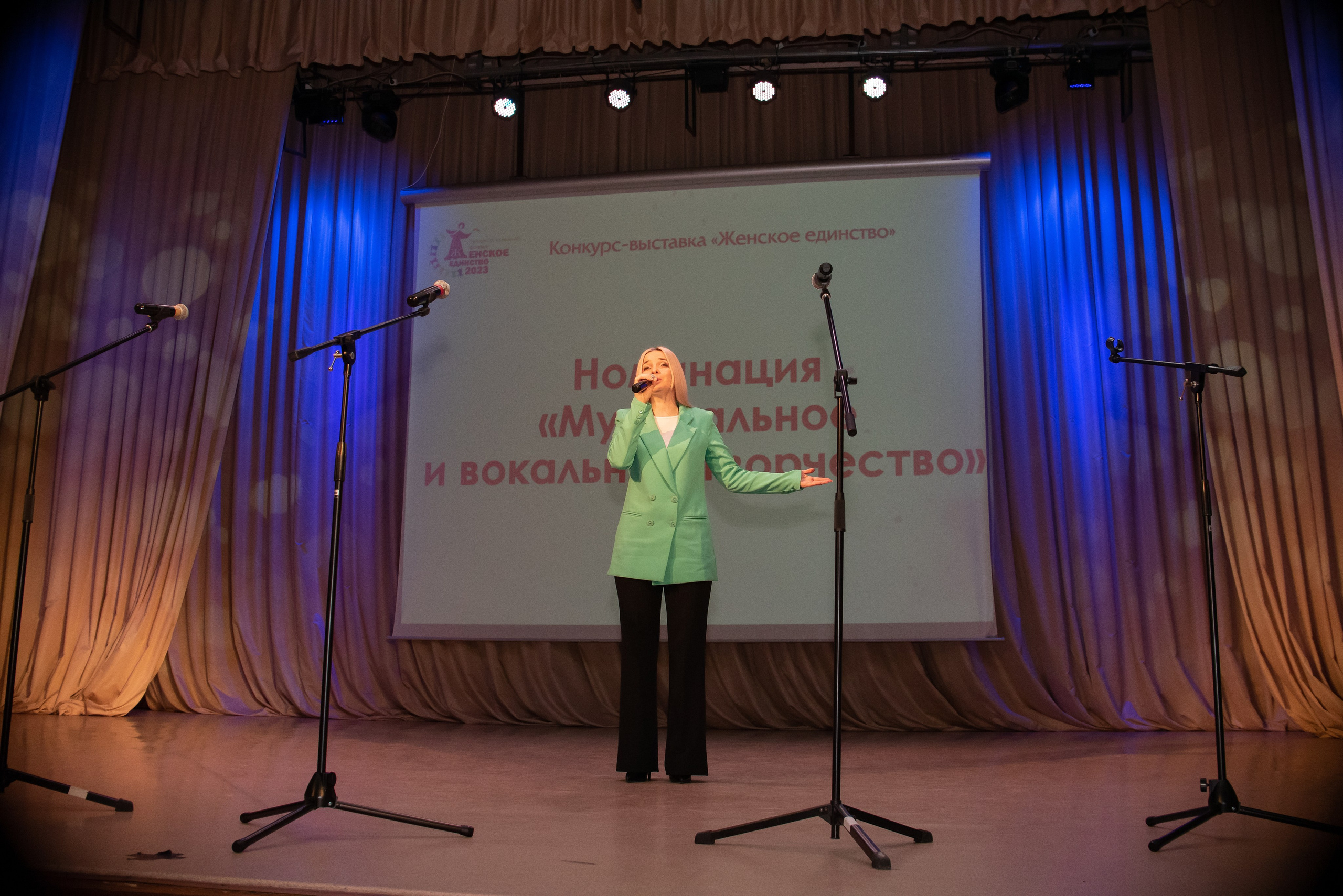 Репортажный фотограф на коцерт. Фотограф Макс Огурцов в Нижнем Новгороде