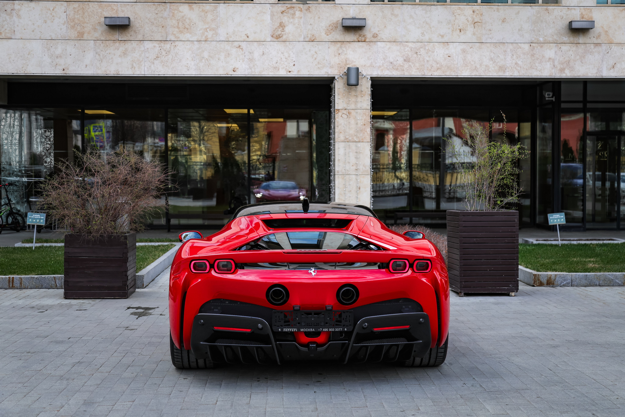 FERRARI SF90 STRADALE. Mixturecaptures