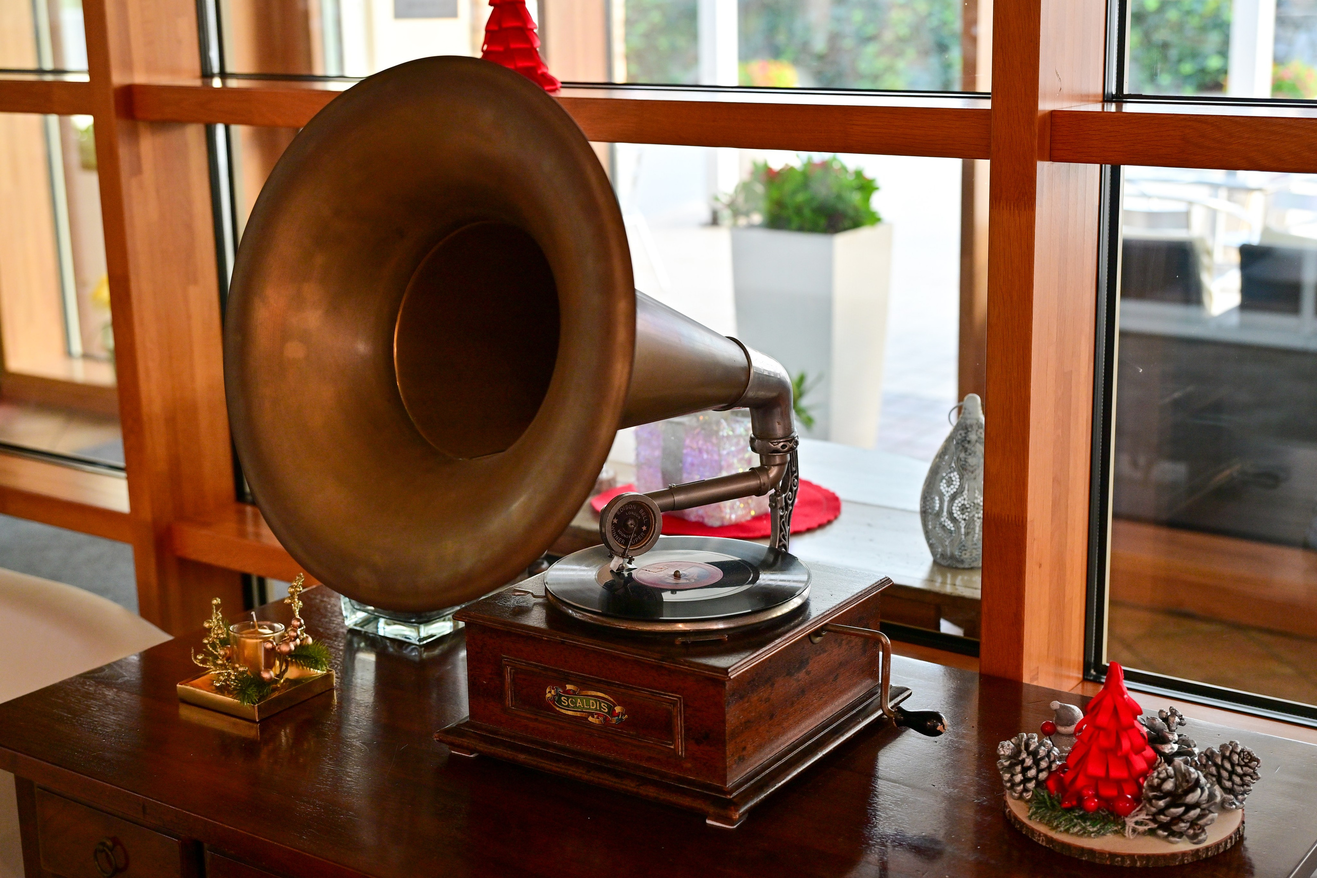 Lago d'iseo and hotel. Фотограф Минск