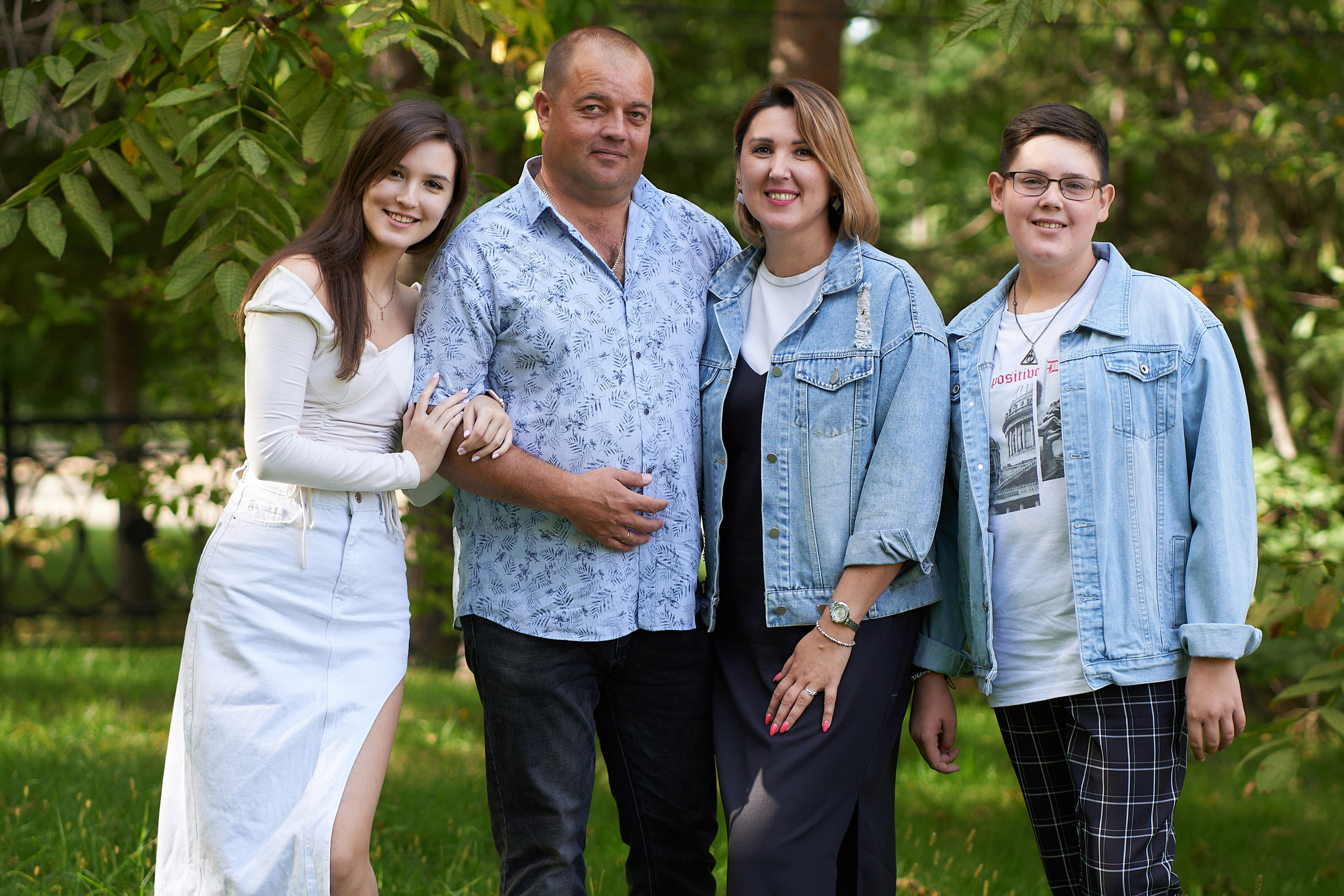 Прогулка с семьёй. Анна Катасонова