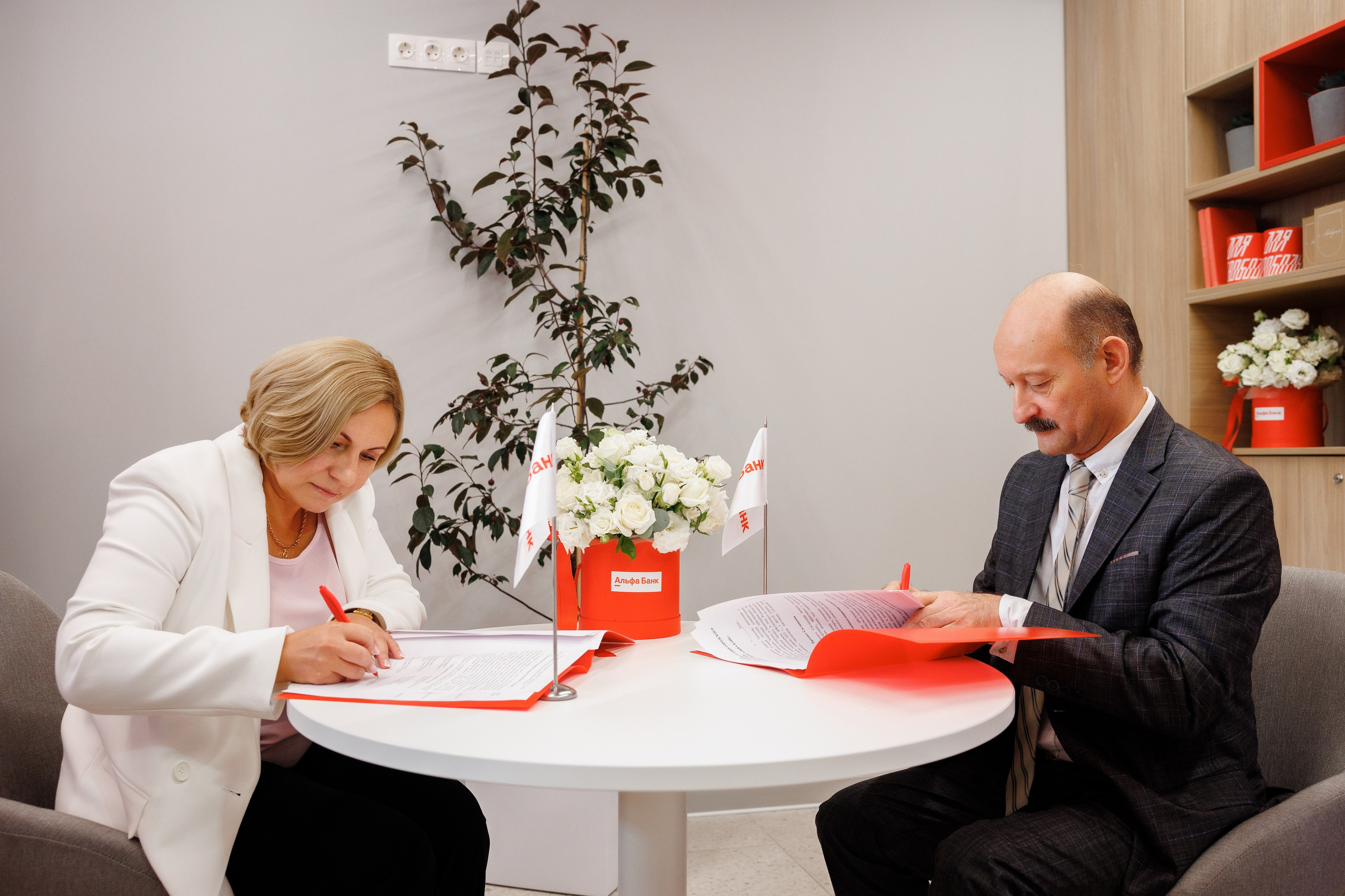 Альфа Банк Нальчик. Фотограф Ставрополь Петр Голубенко