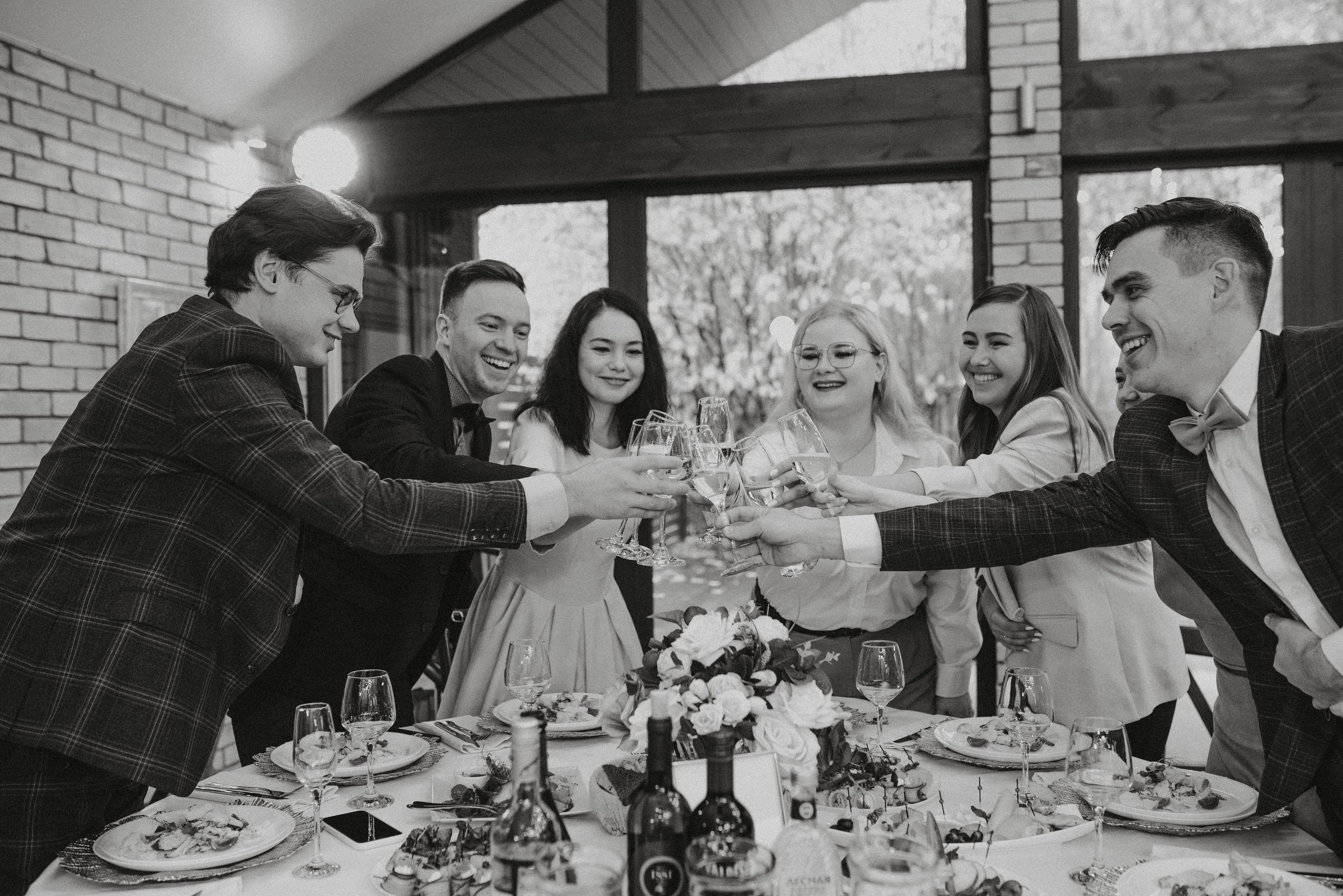 Рома и Аня. Главная