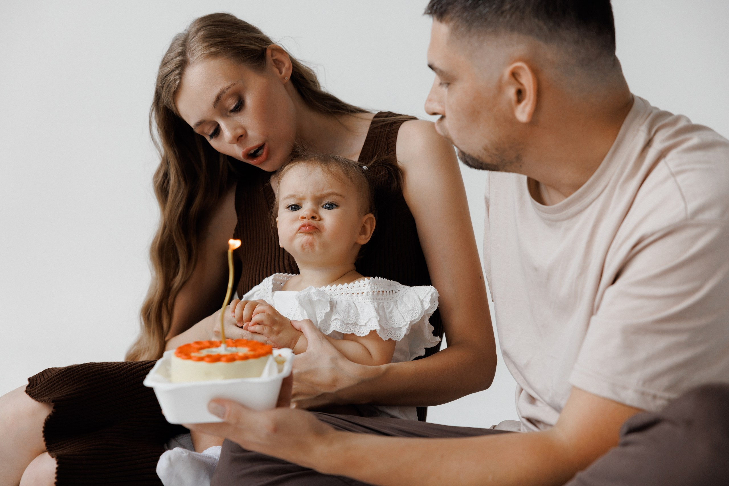 Годик в студии. Свадебный и семейный фотограф в Твери, Москве, Санкт-Петербурге