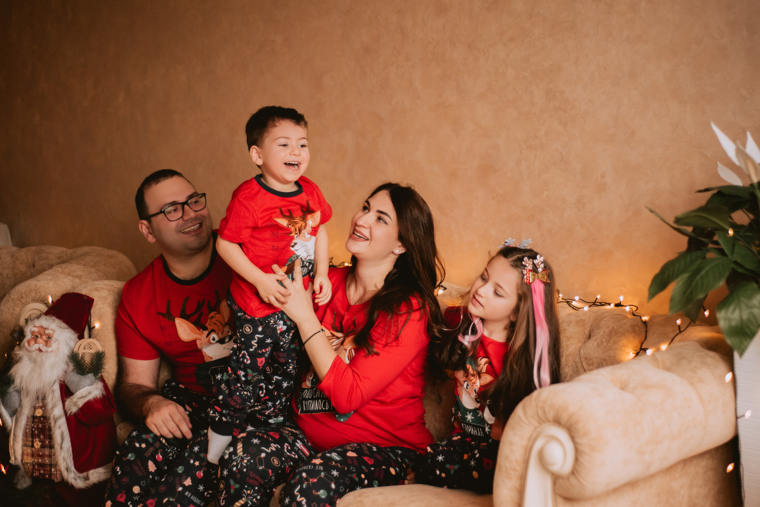 Новый год ДОМА. Семейный и женский фотограф Лоо Краснодар Сочи Энем Татьяна Трибурт