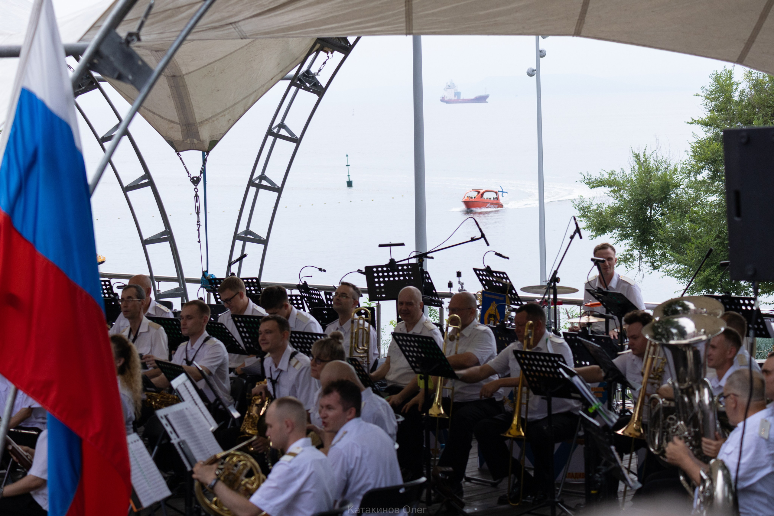 Праздничный концерт ко дню ВМФ. Владивосток 2025. Олег Катакинов| Репортажный фотограф в городе у моря (Владивосток)