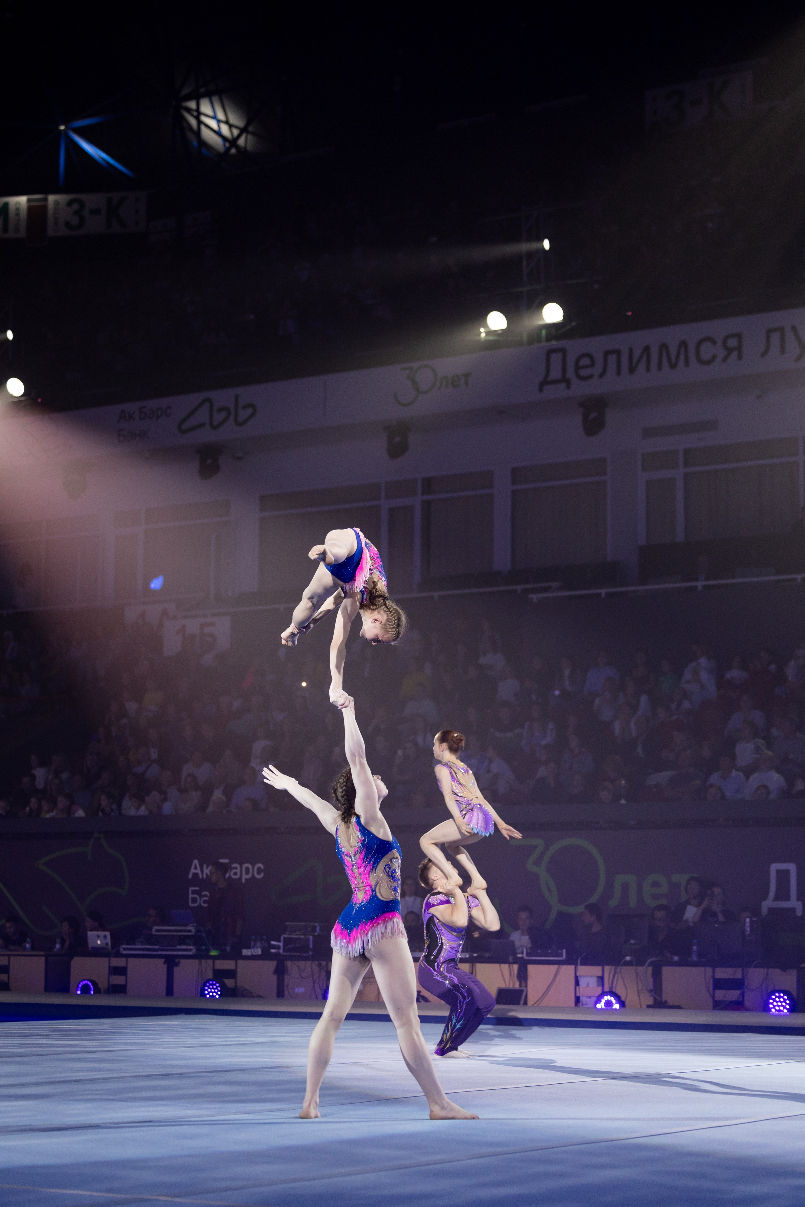 Шоу Алексея Немова «Легенды спорта». Спортивный репортажный фотограф Казань Нафис Сиразетдинов