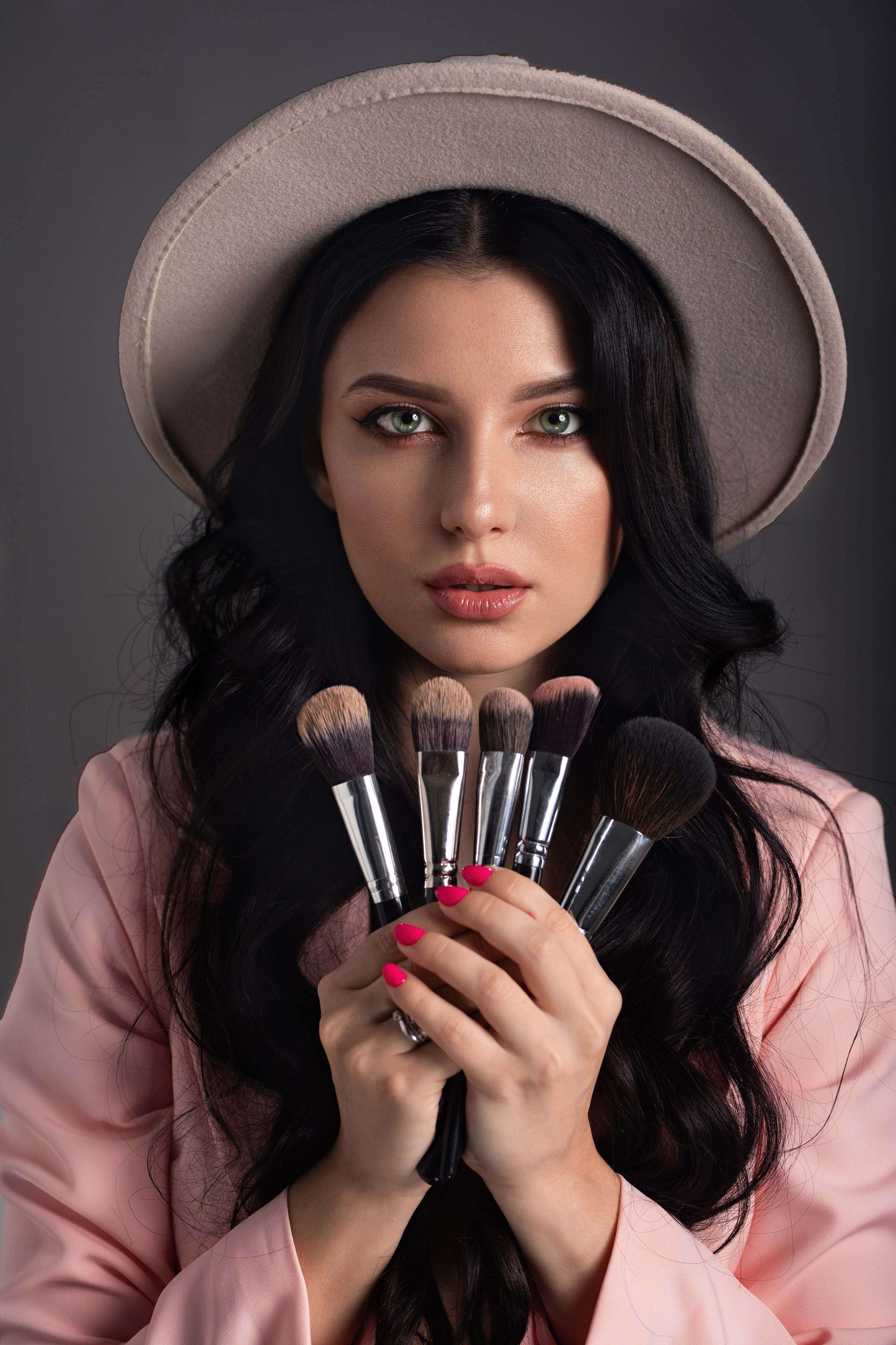 Фотосет с Кристиной в студии на циклораме и на улице города в формате для «себя»