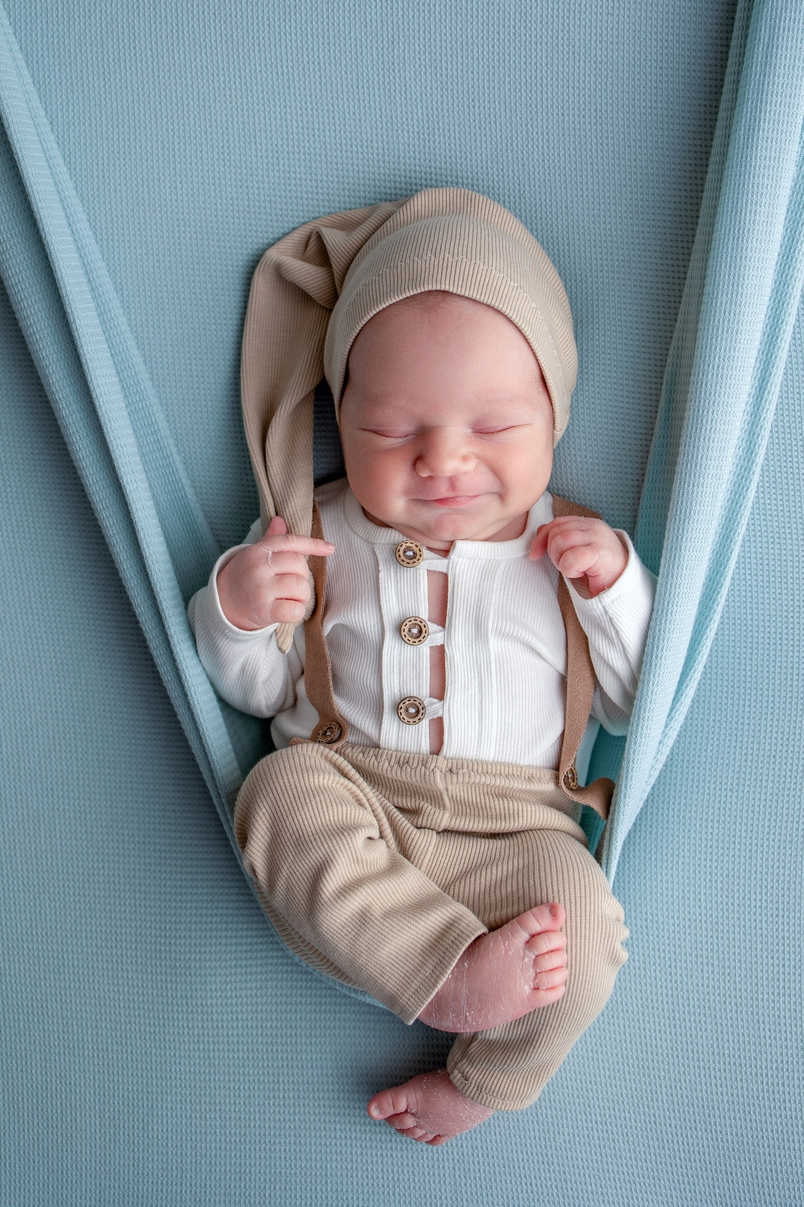 Нежная и милая фотосессия первых дней жизни Вашего ребенка в Минске. Фотограф новорождённых Минск — стоимость newborn фотосессии в Минске