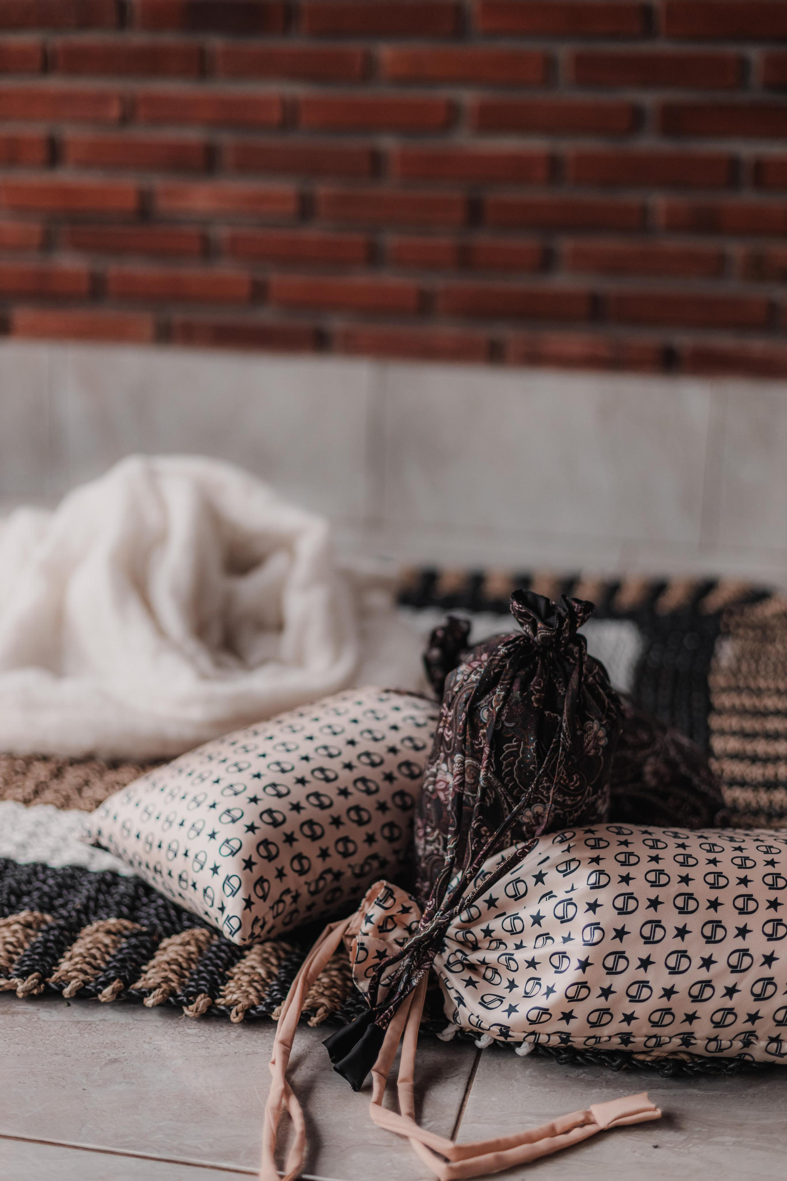 Одеялко шелкопряда. Mariam Bagdasaryan